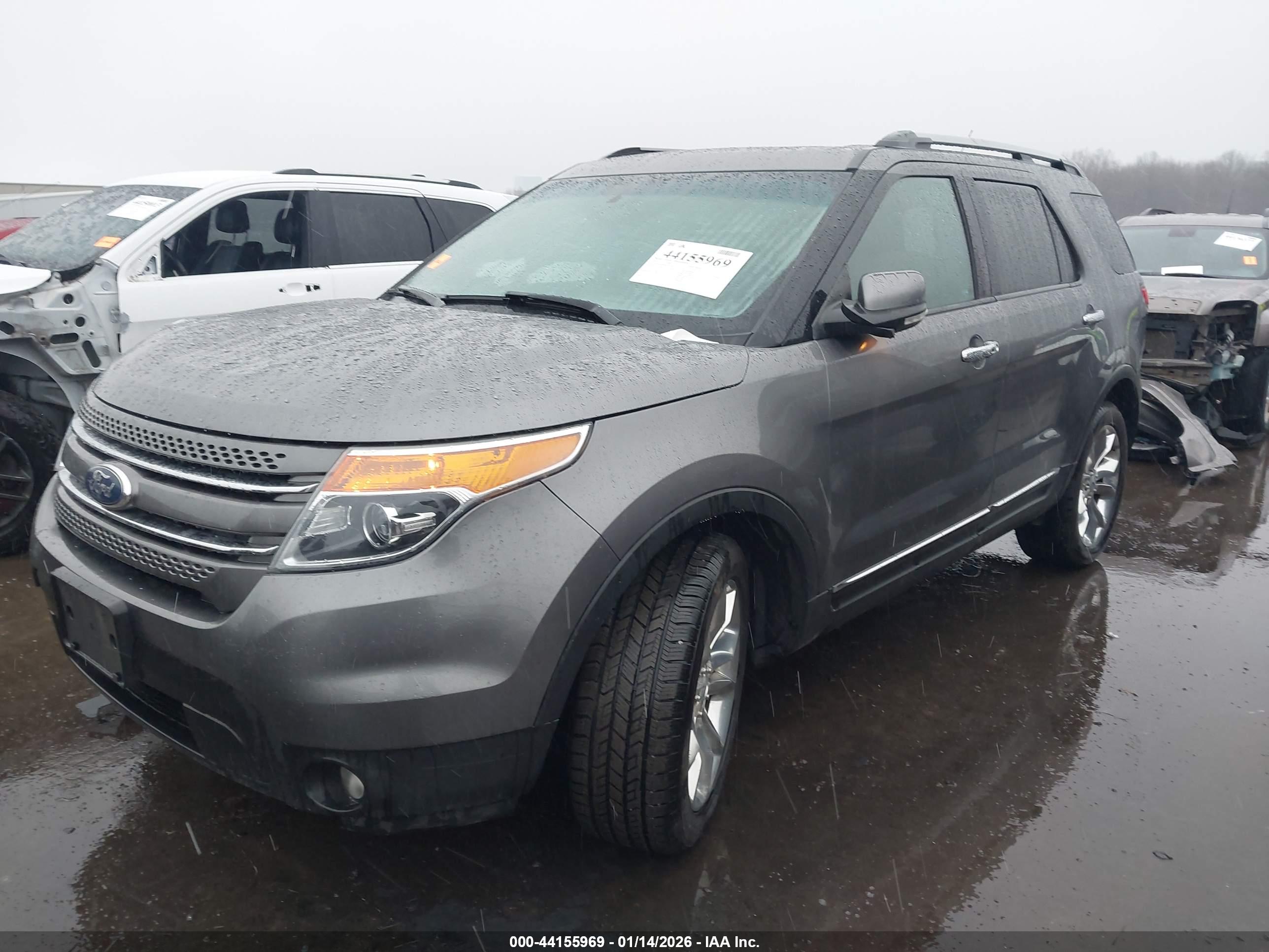 FORD EXPLORER image 2