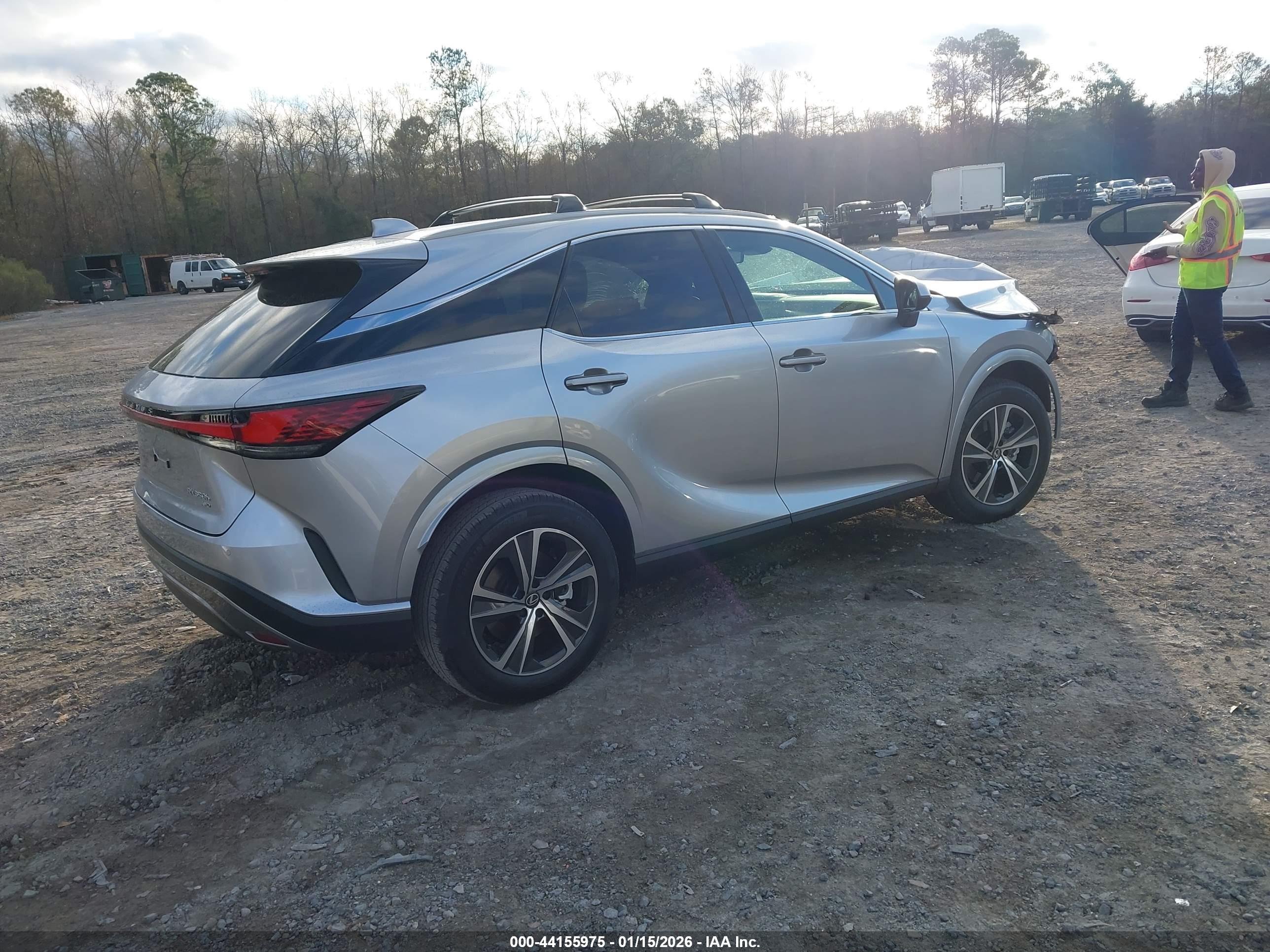 LEXUS RX image 4