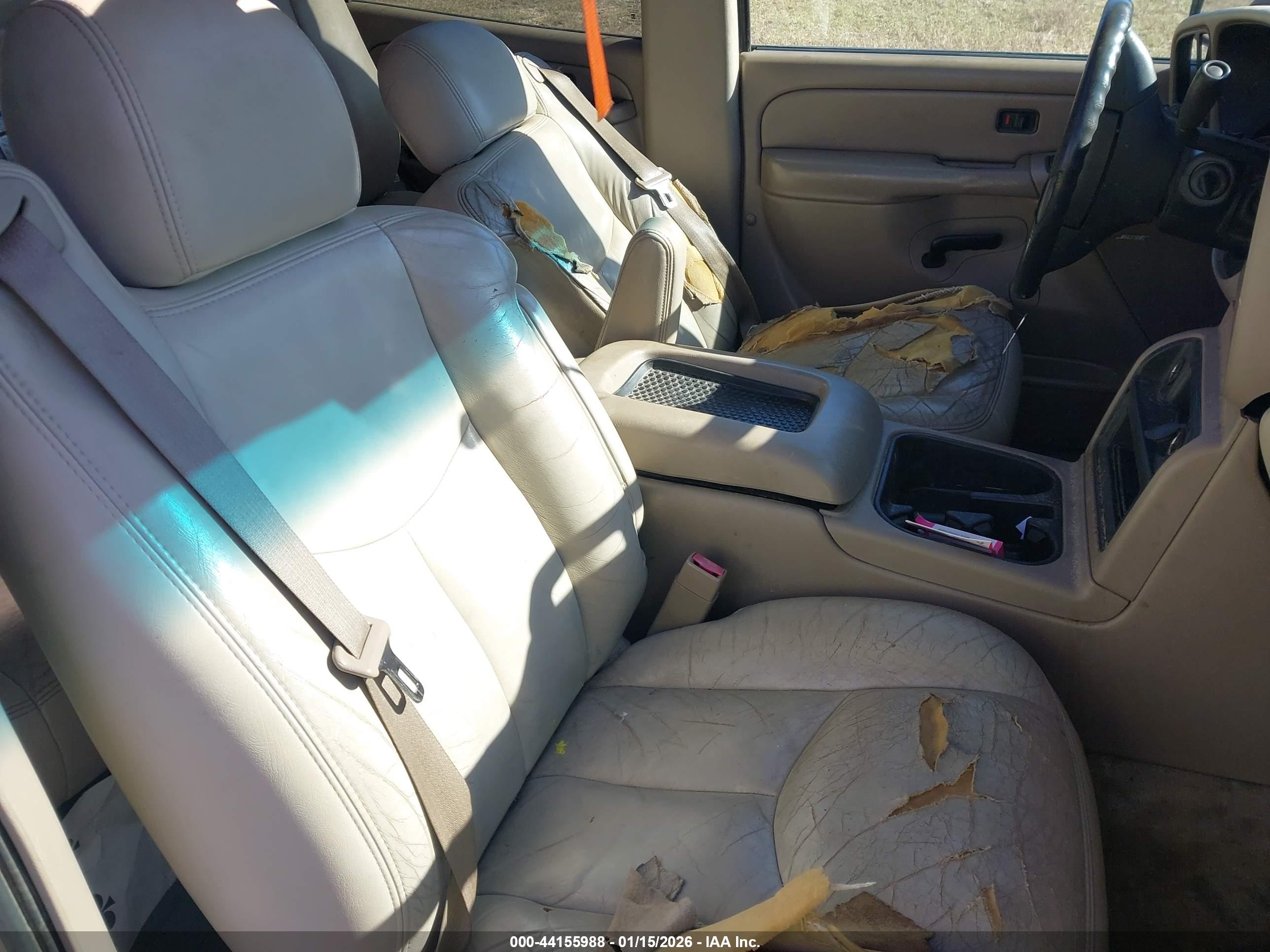 GMC YUKON image 5