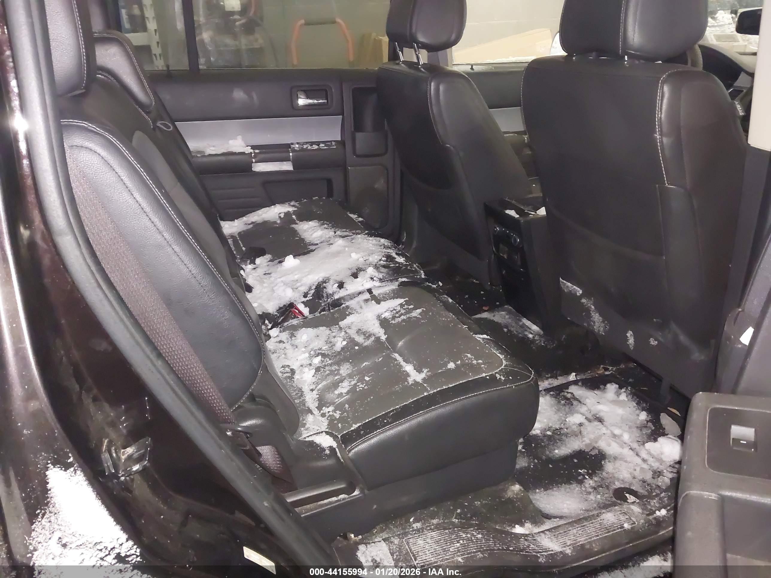 FORD FLEX image 8