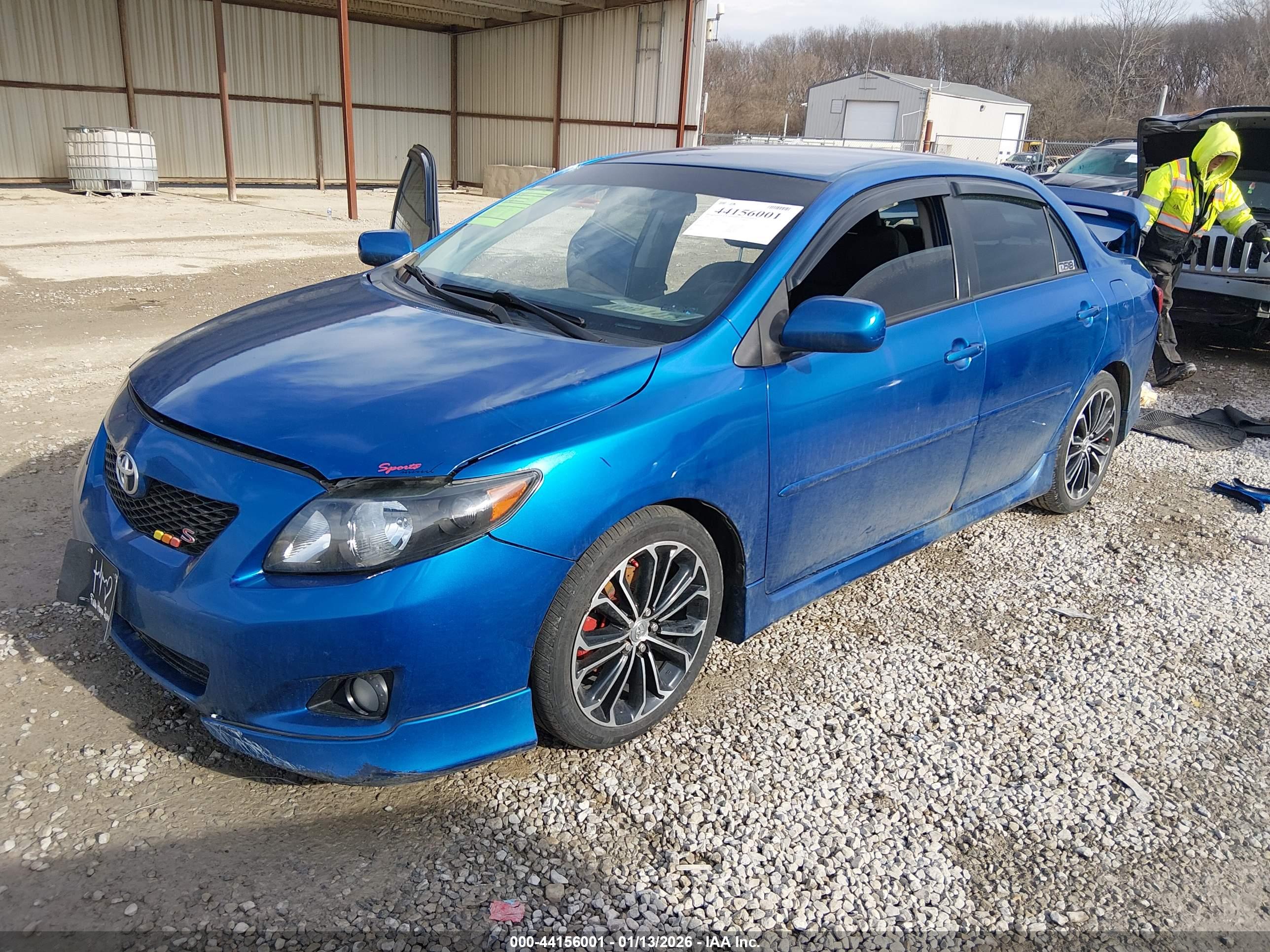 TOYOTA COROLLA image 2