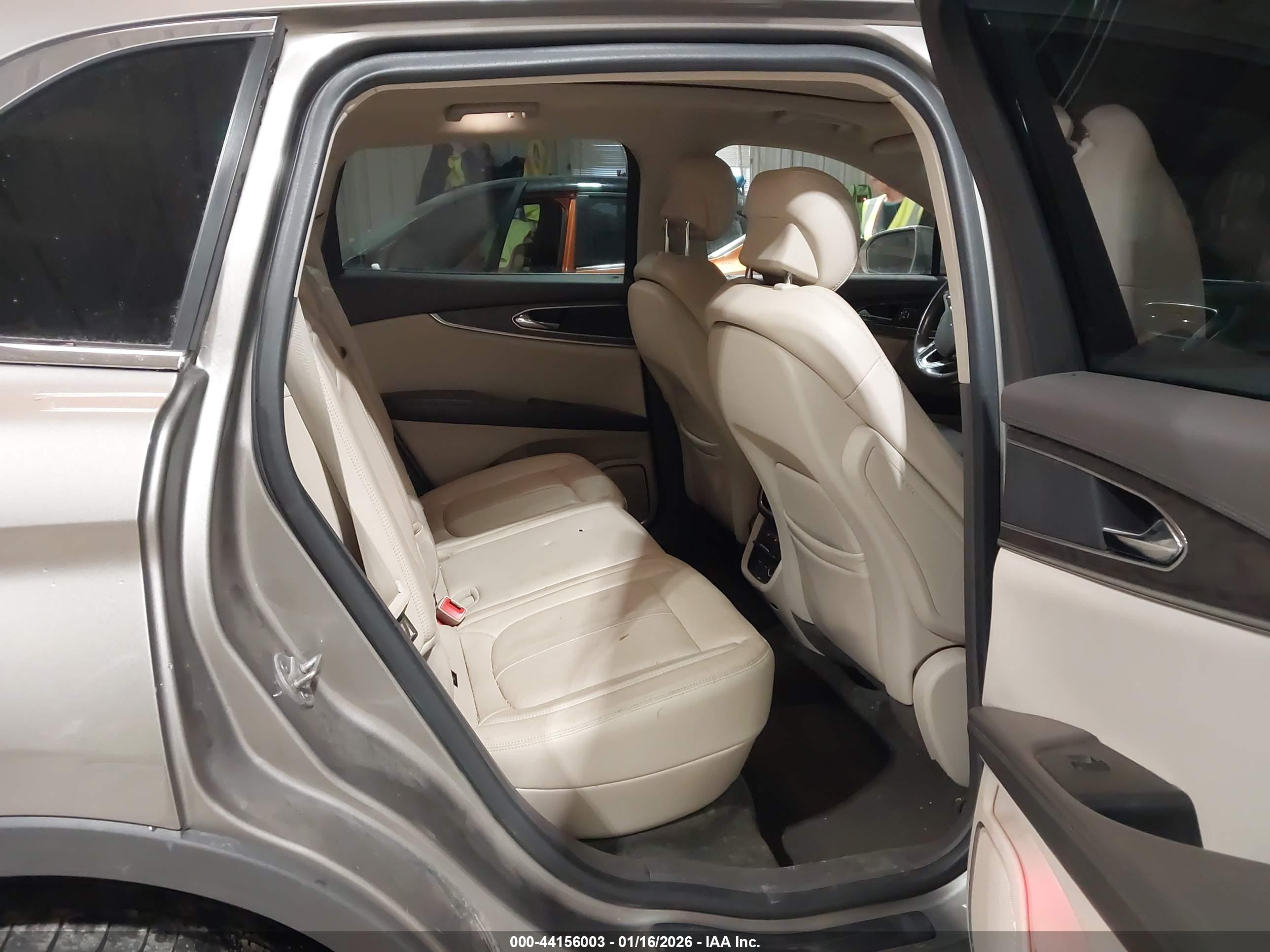 LINCOLN MKX image 8