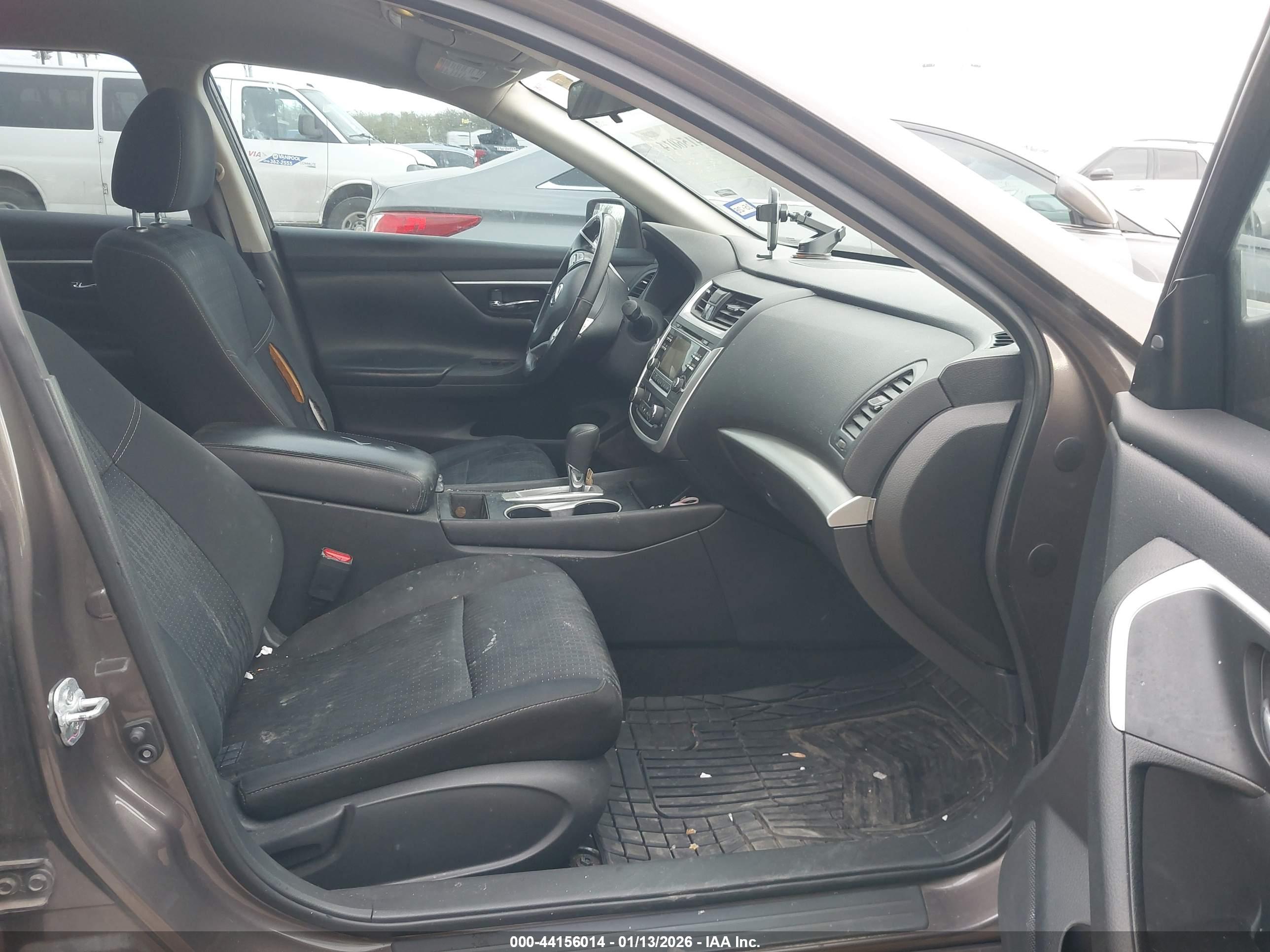 NISSAN ALTIMA image 5