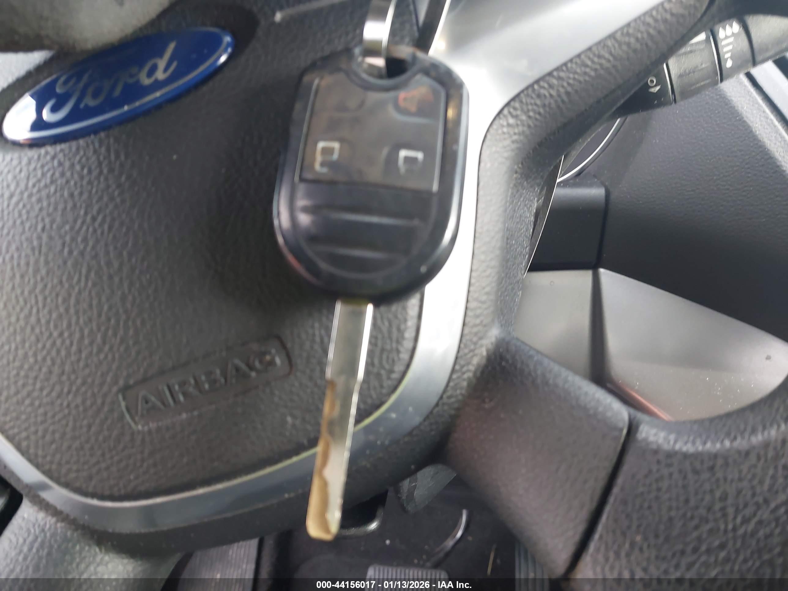 FORD ESCAPE image 11