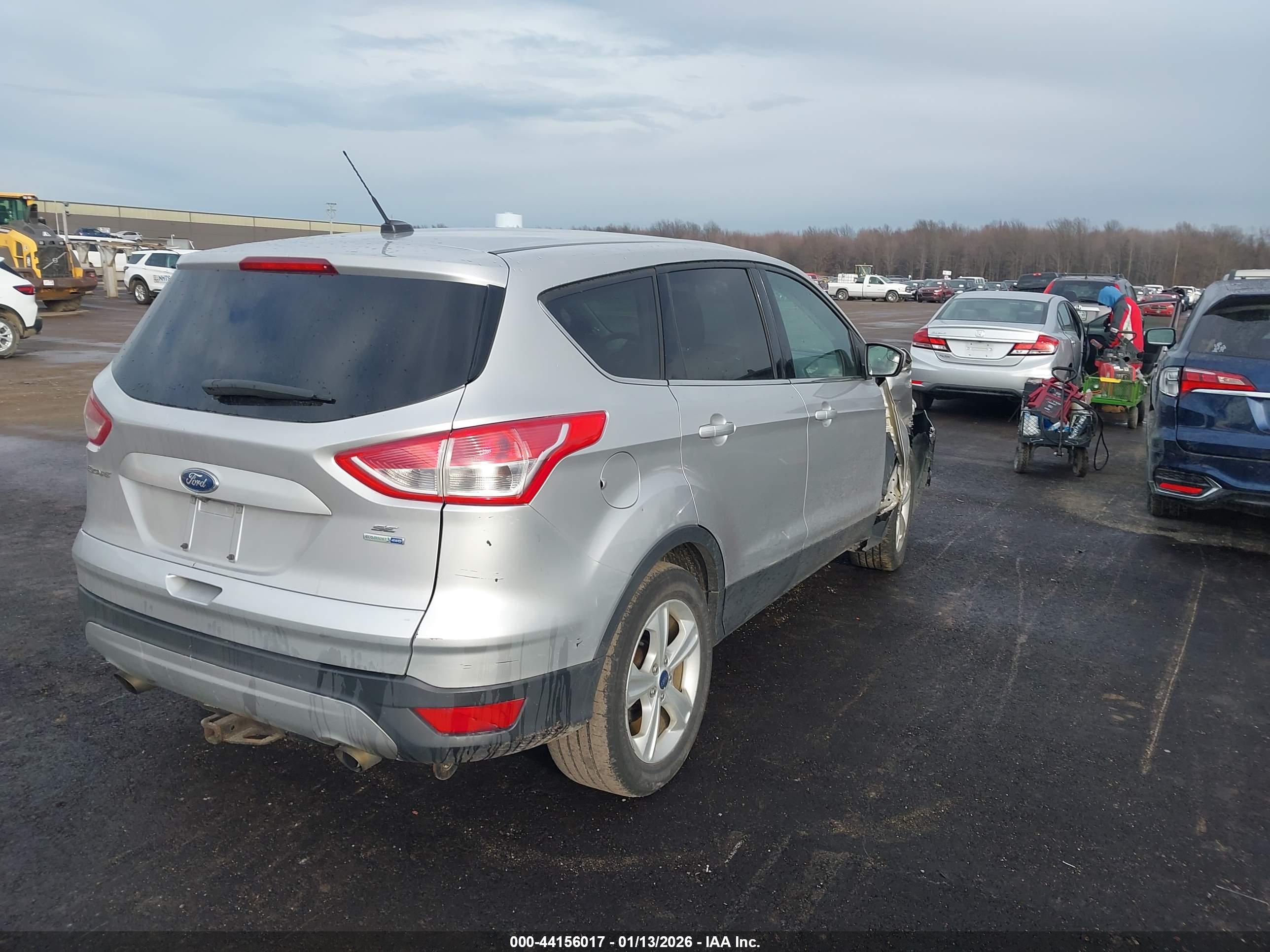 FORD ESCAPE image 4