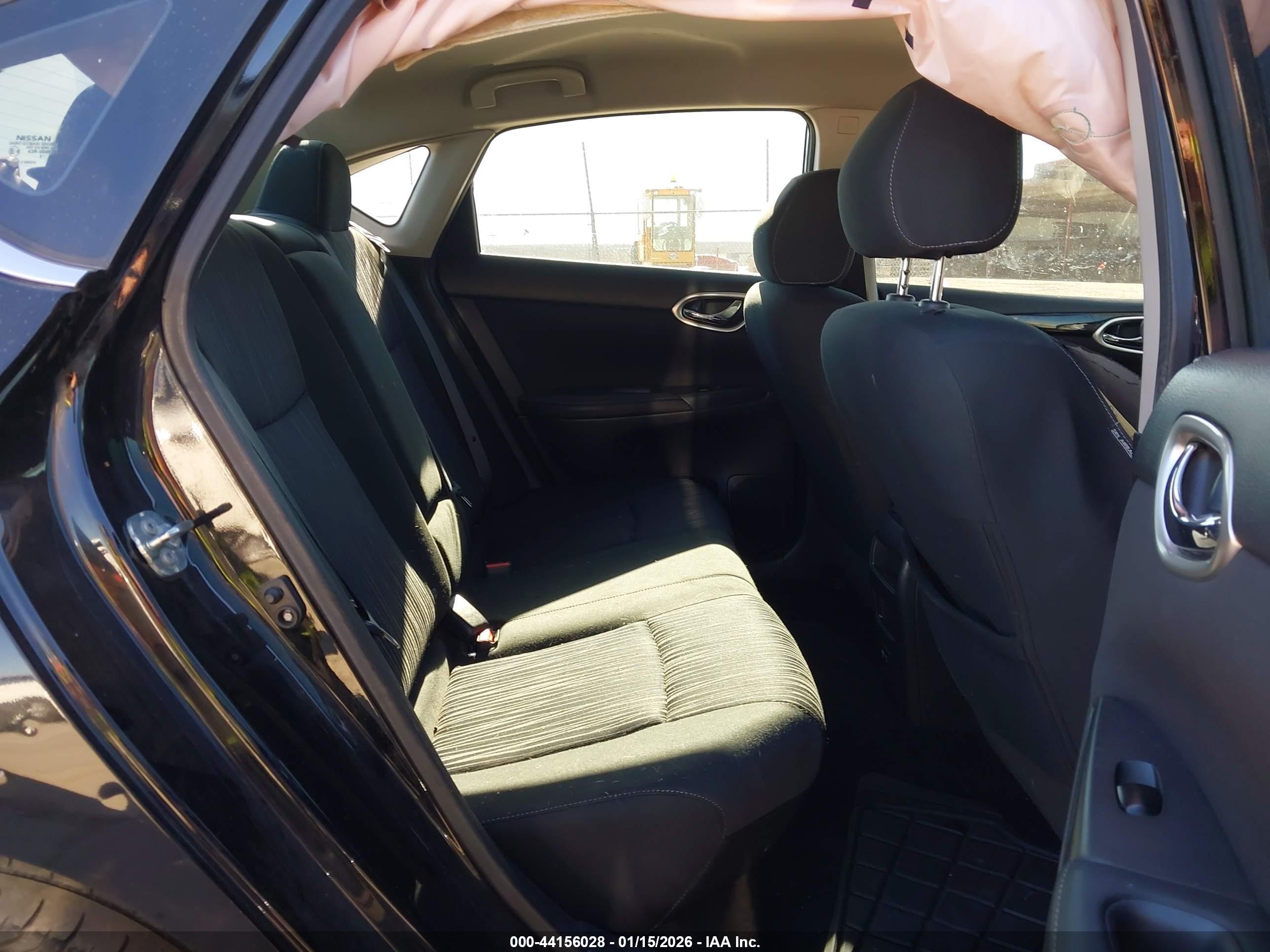 NISSAN SENTRA image 8
