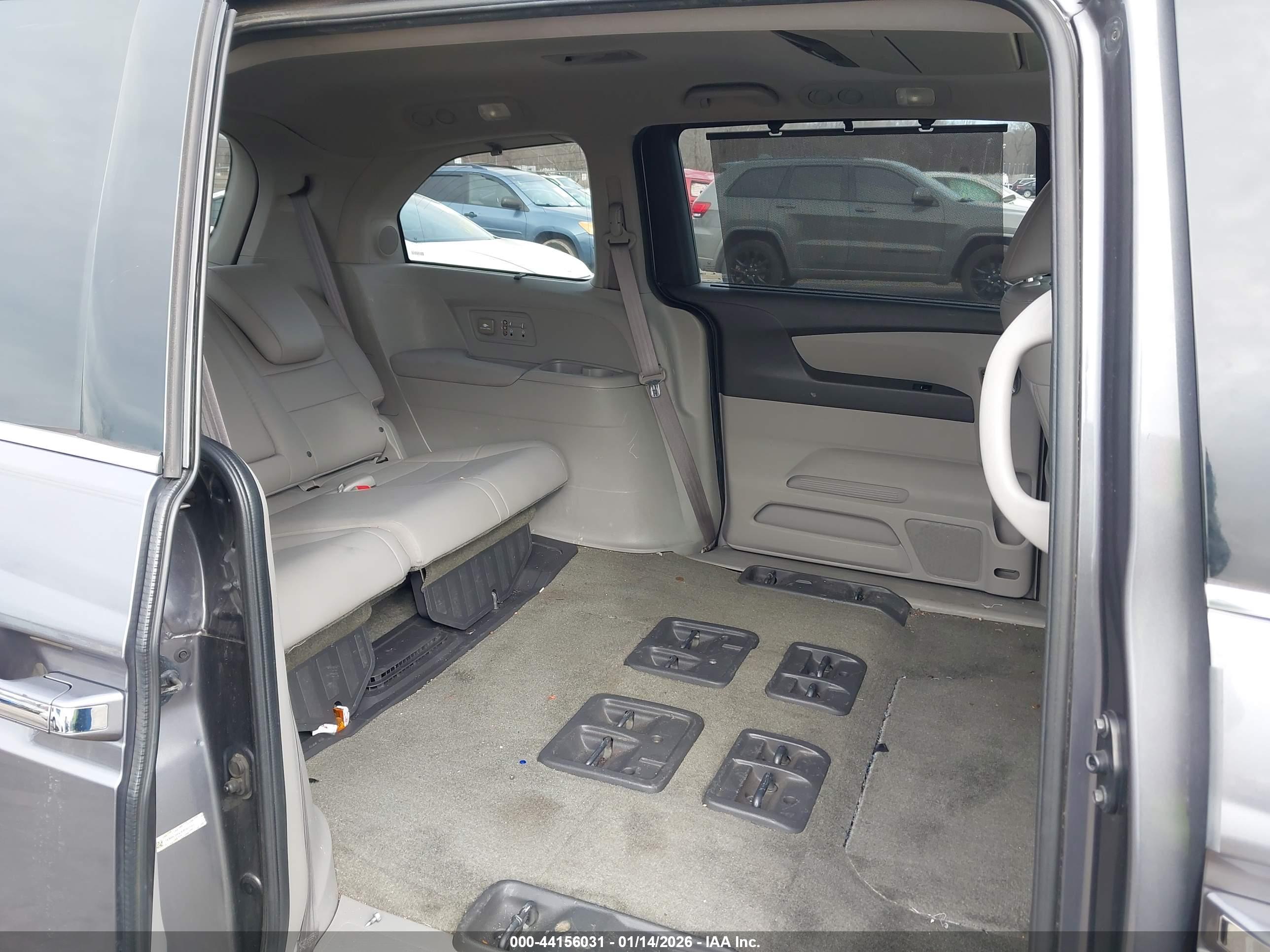 HONDA ODYSSEY image 8
