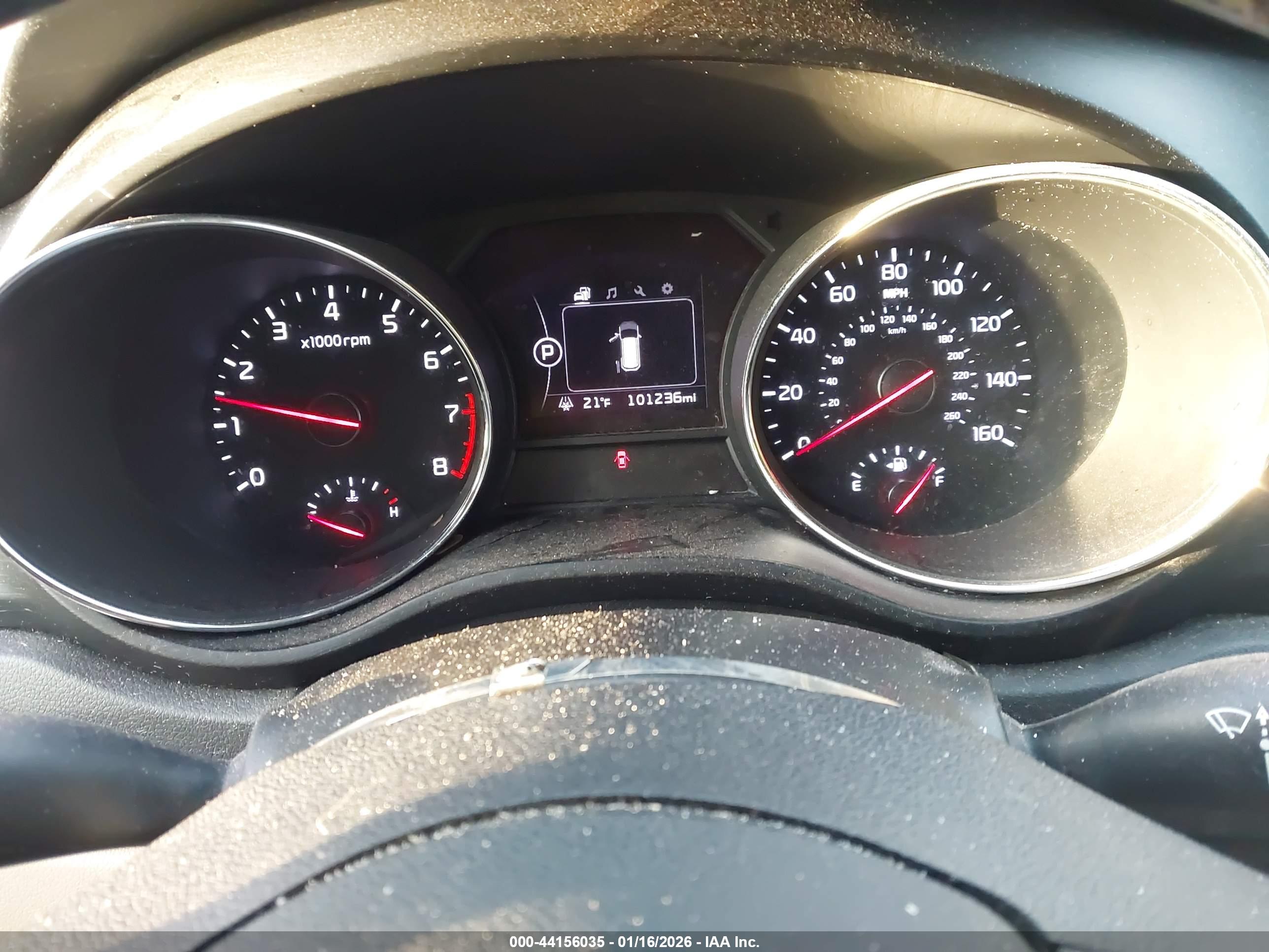 KIA SEDONA image 7