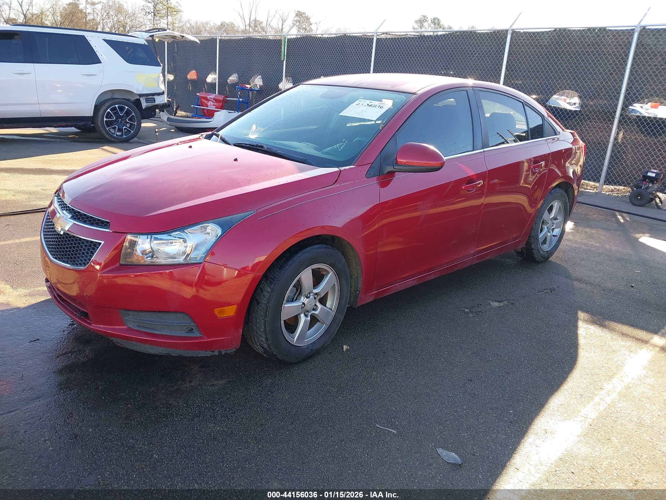 CHEVROLET CRUZE image 2