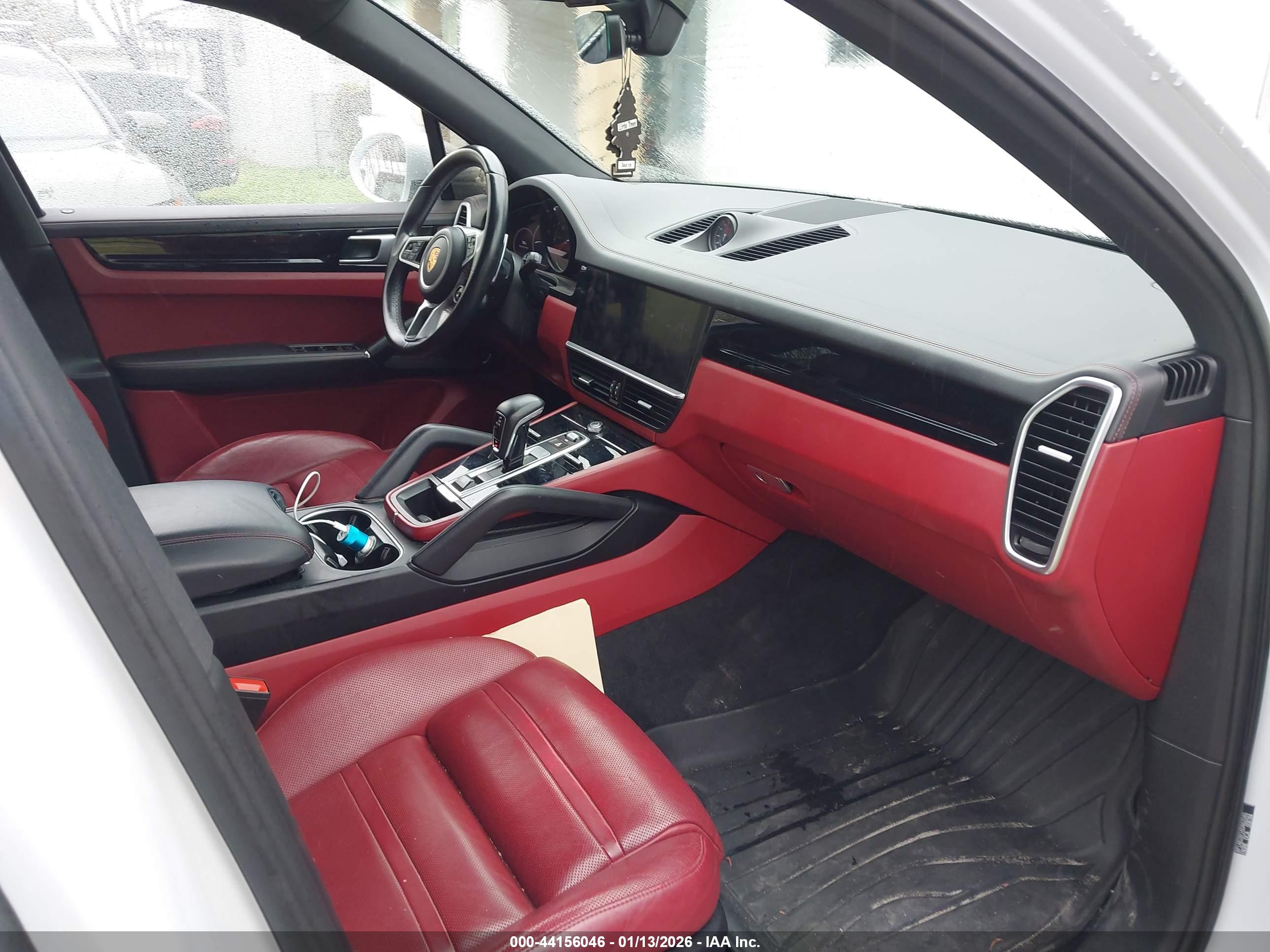 PORSCHE CAYENNE image 5