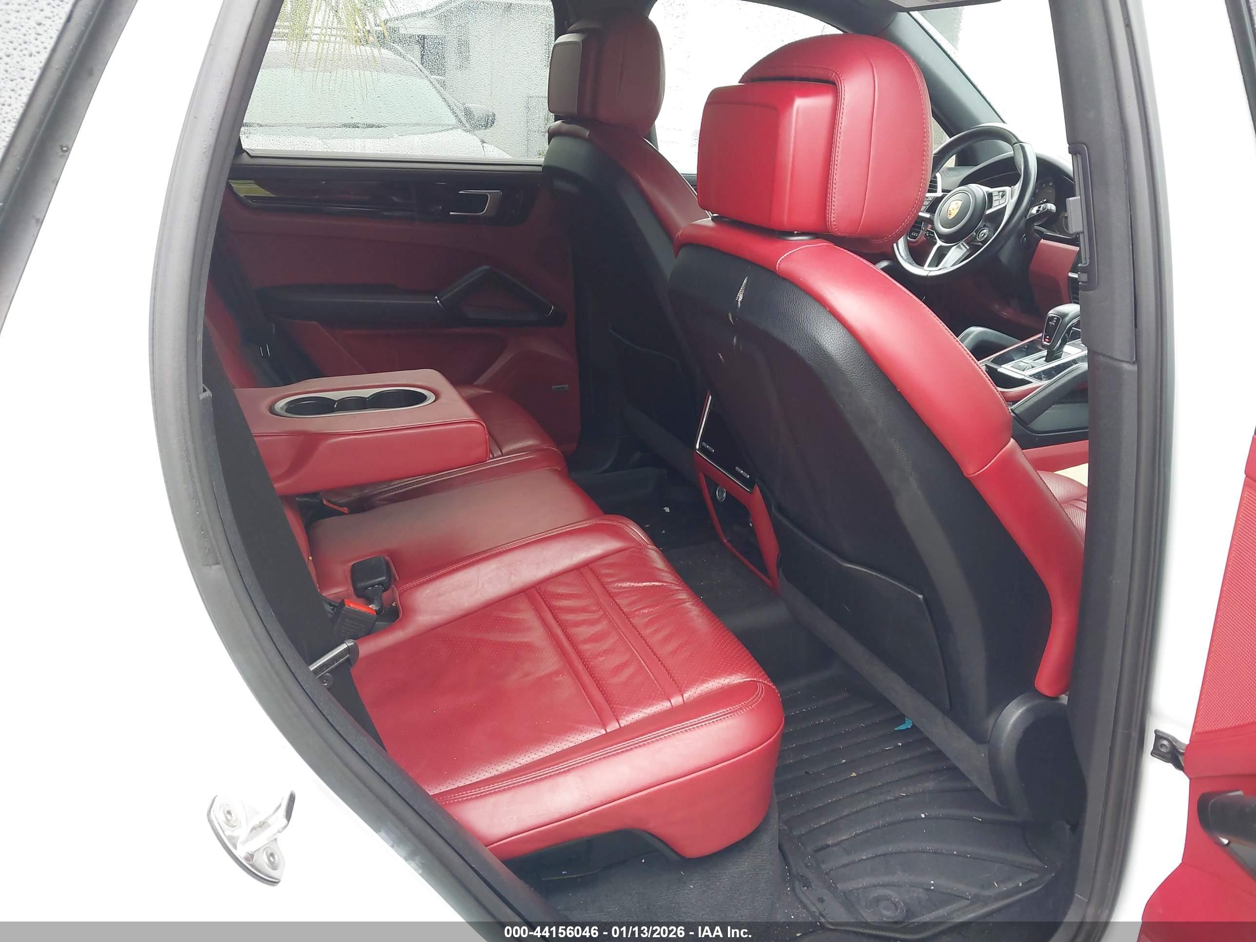 PORSCHE CAYENNE image 8