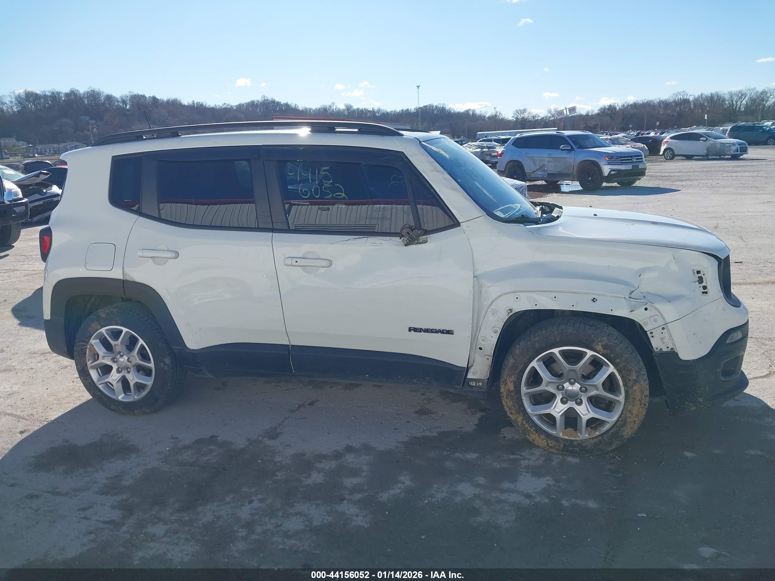 JEEP RENEGADE image 6