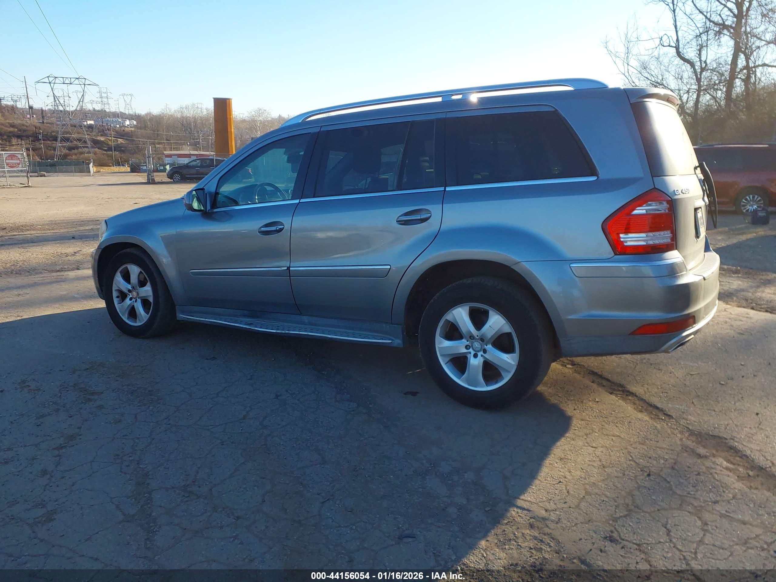 MERCEDES-BENZ GL image 3