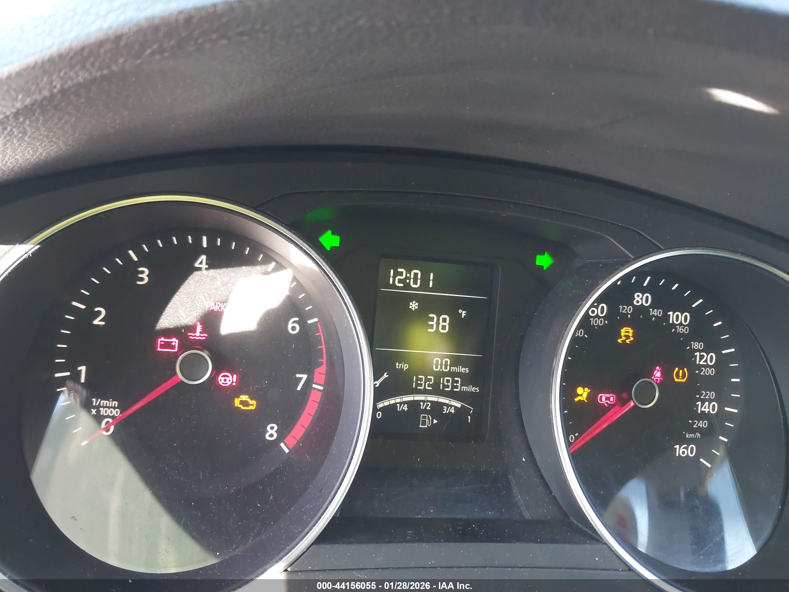 VOLKSWAGEN JETTA image 7