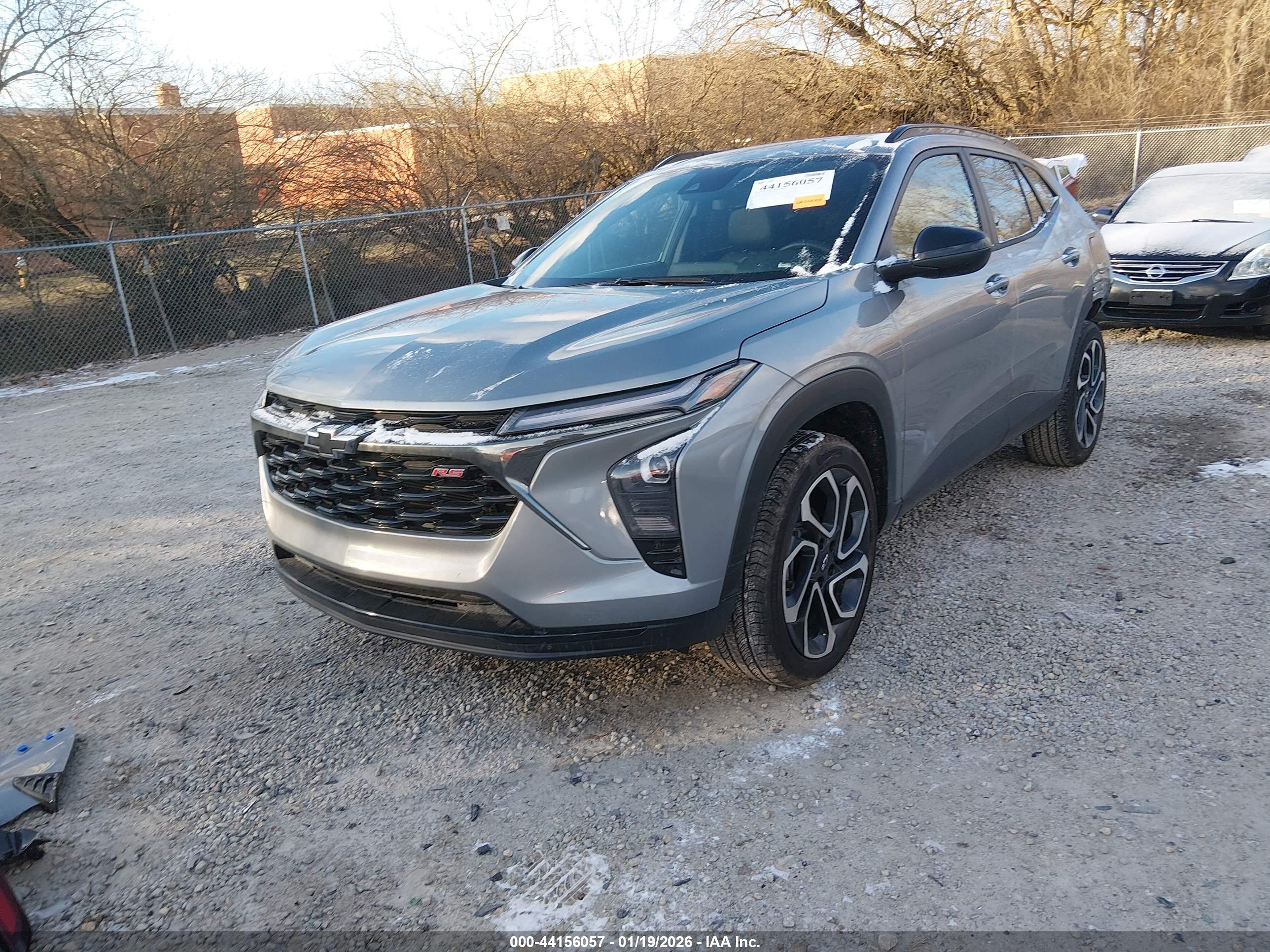 CHEVROLET TRAX image 2