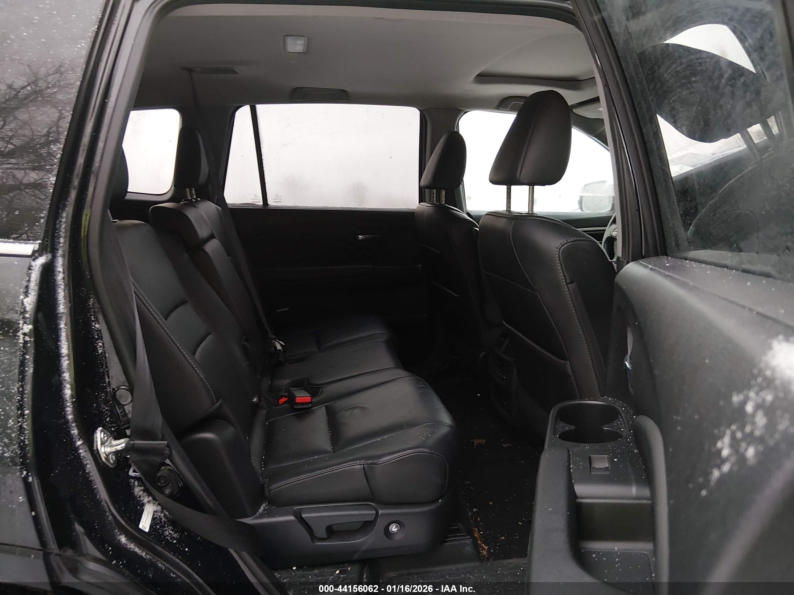 HONDA PILOT image 8