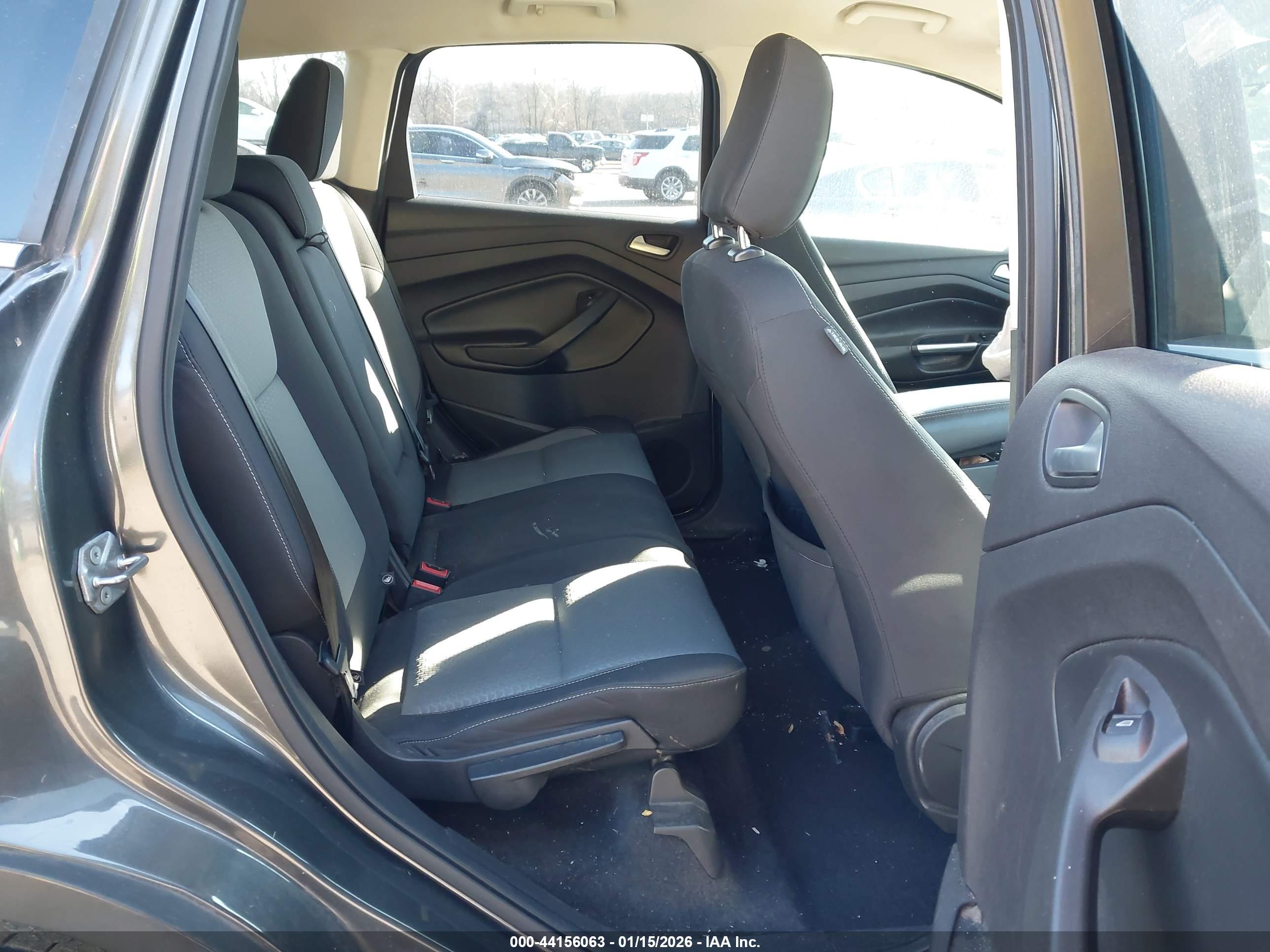 FORD ESCAPE image 8