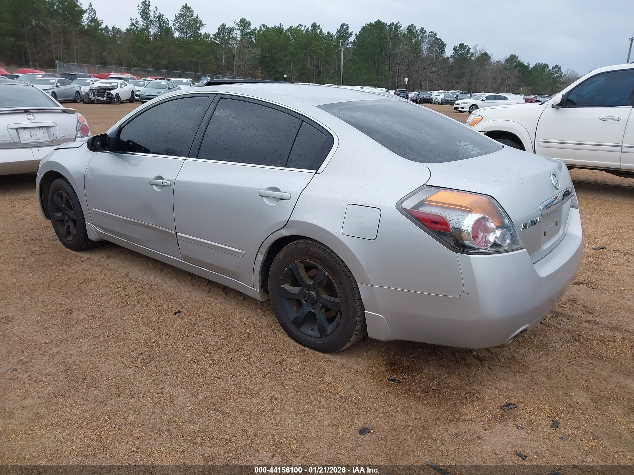 NISSAN ALTIMA image 3