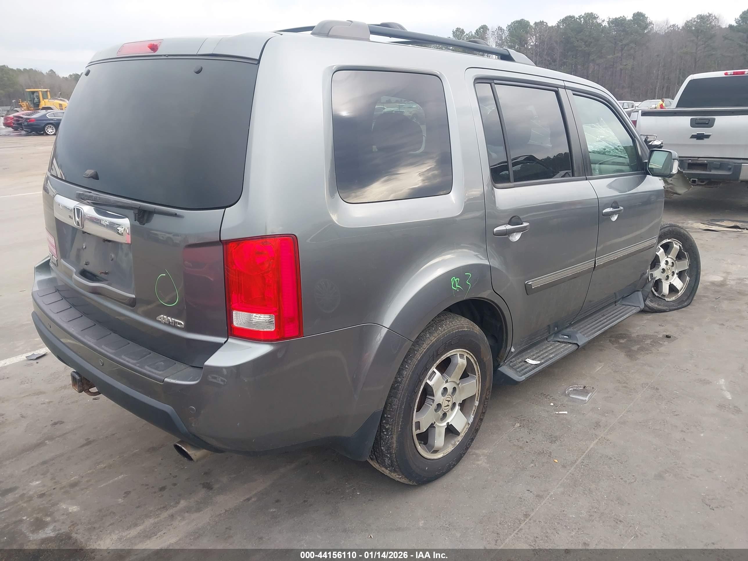 HONDA PILOT image 4