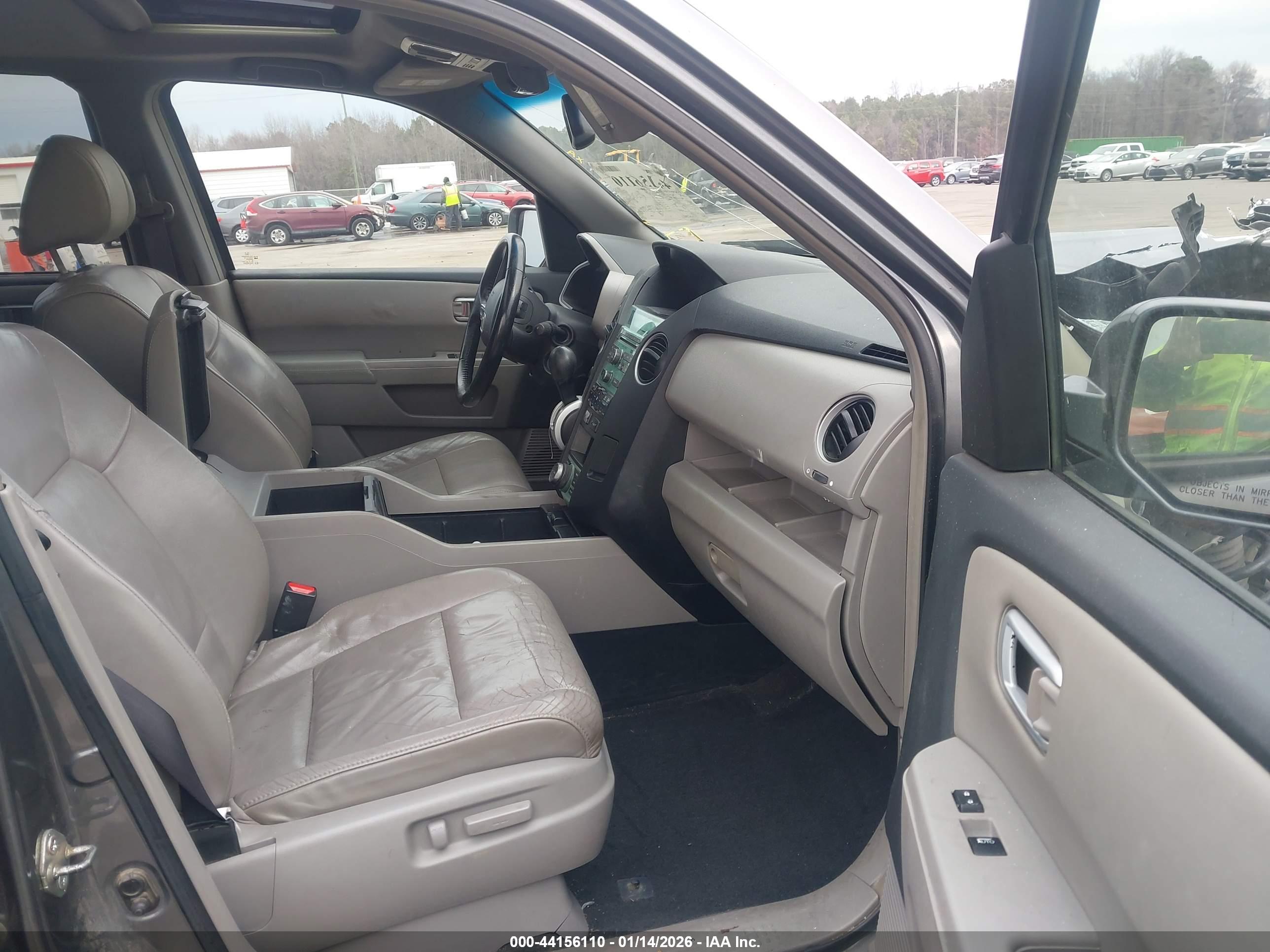 HONDA PILOT image 5
