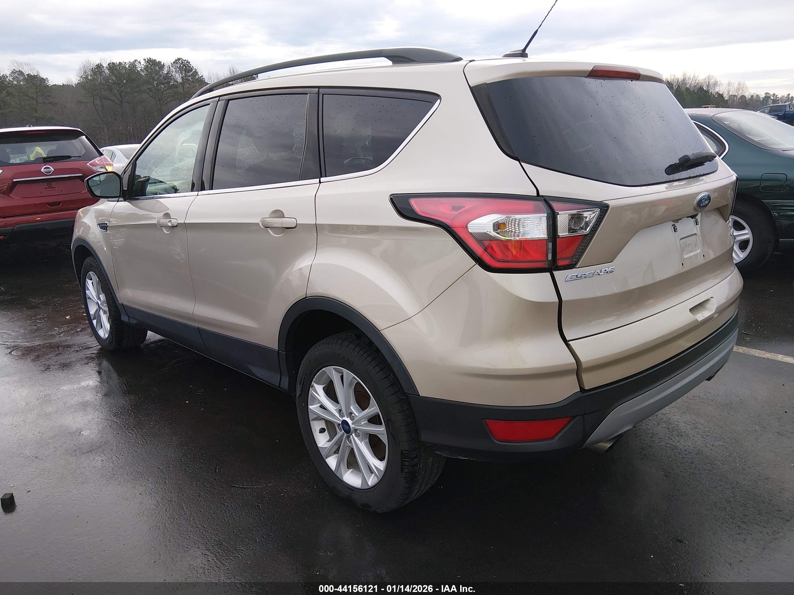 FORD ESCAPE image 3