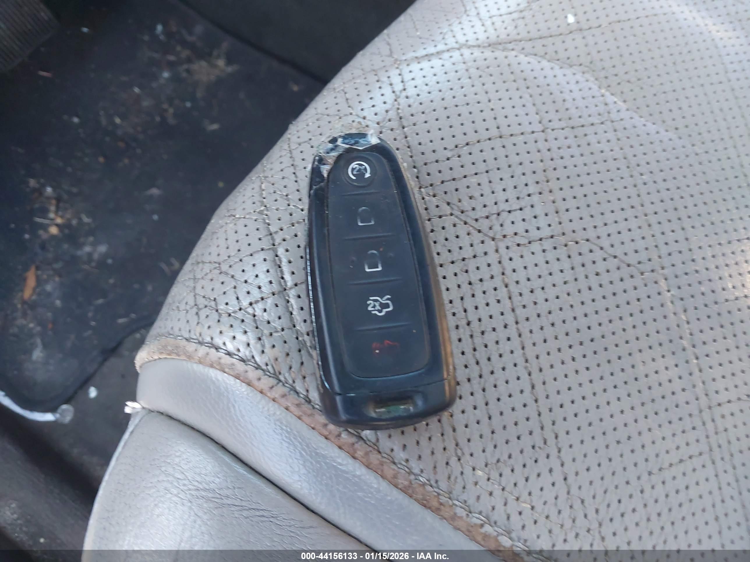 FORD EXPLORER image 11