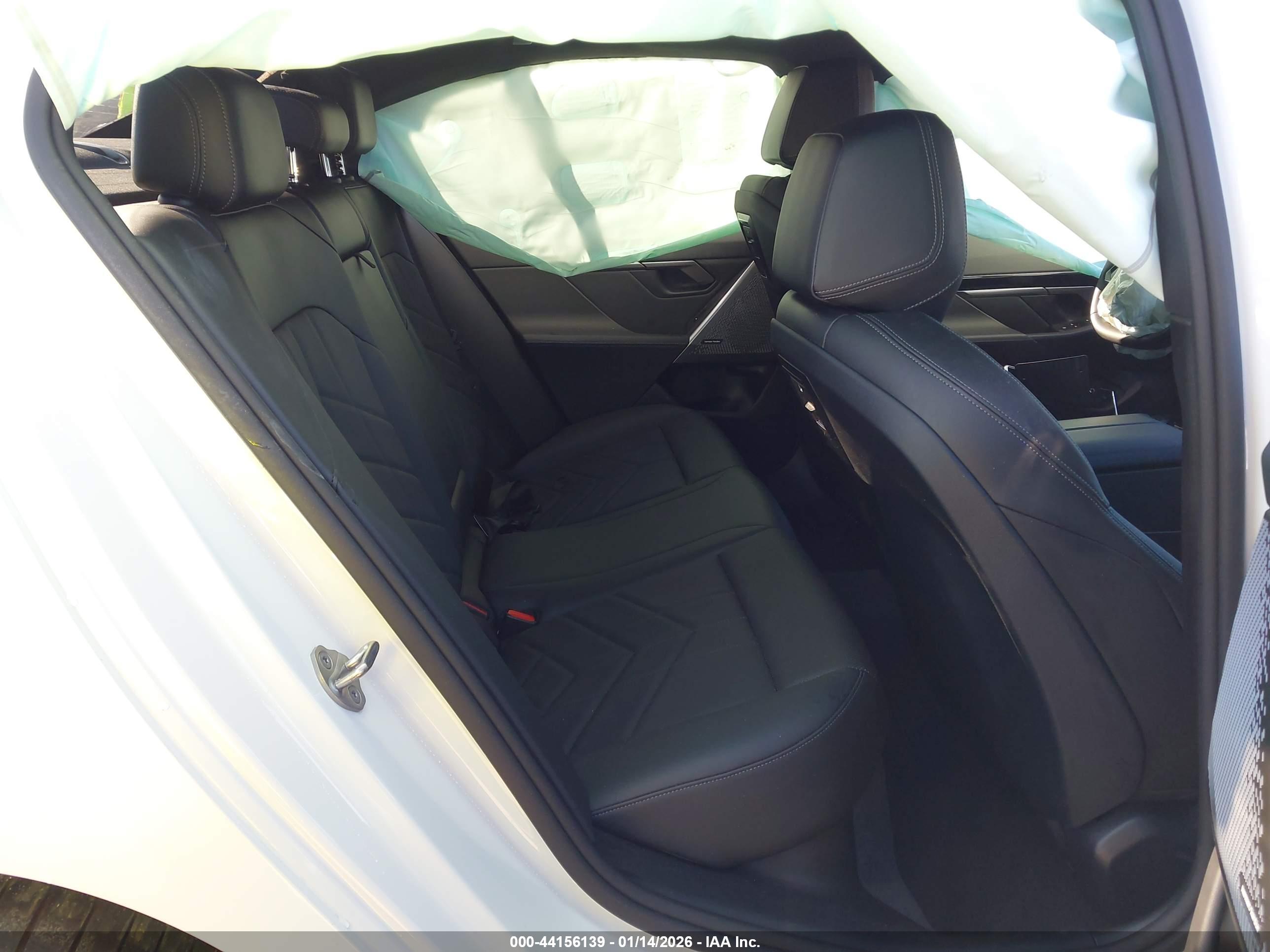 BMW 530I image 8