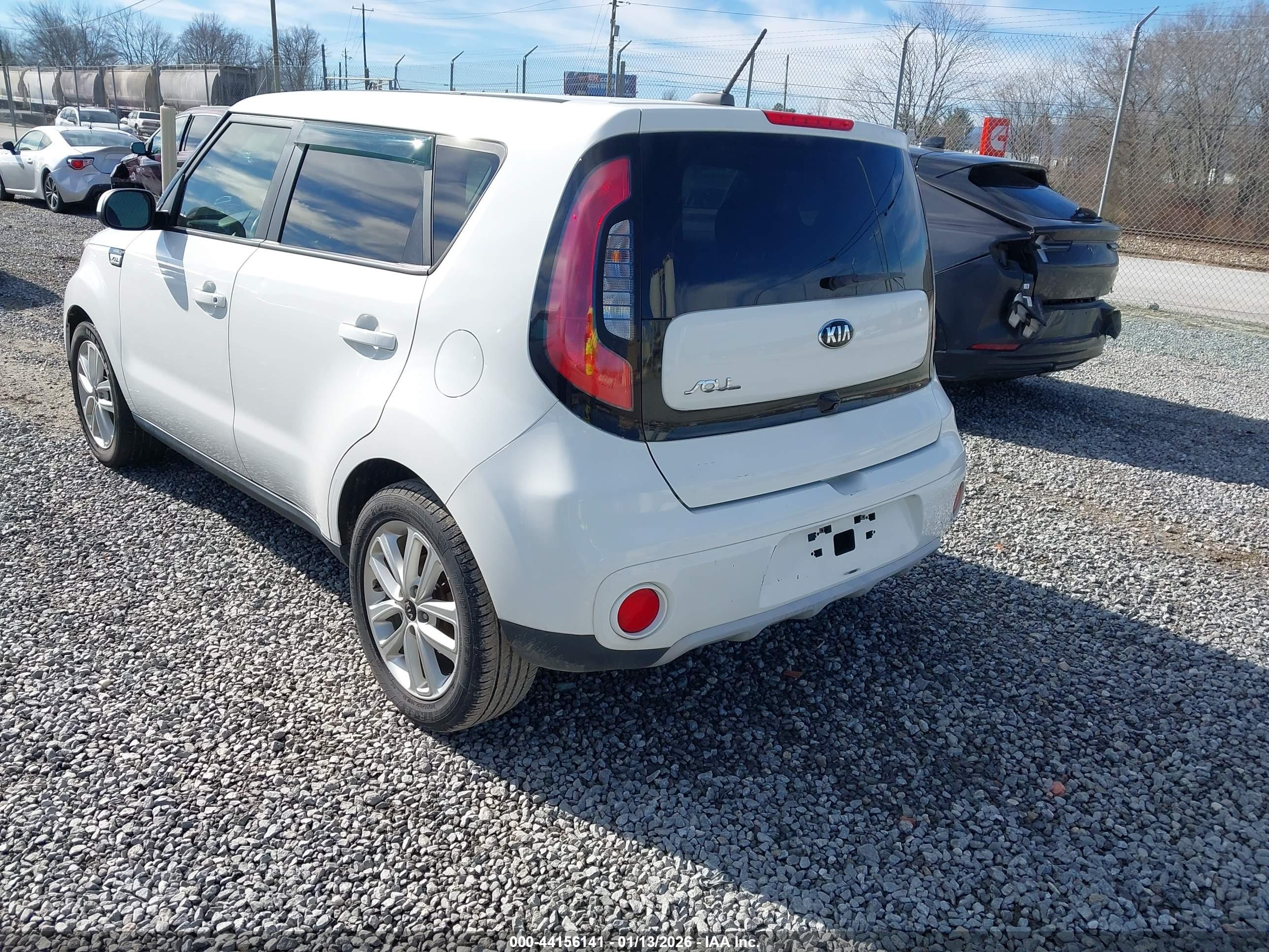 KIA SOUL image 3