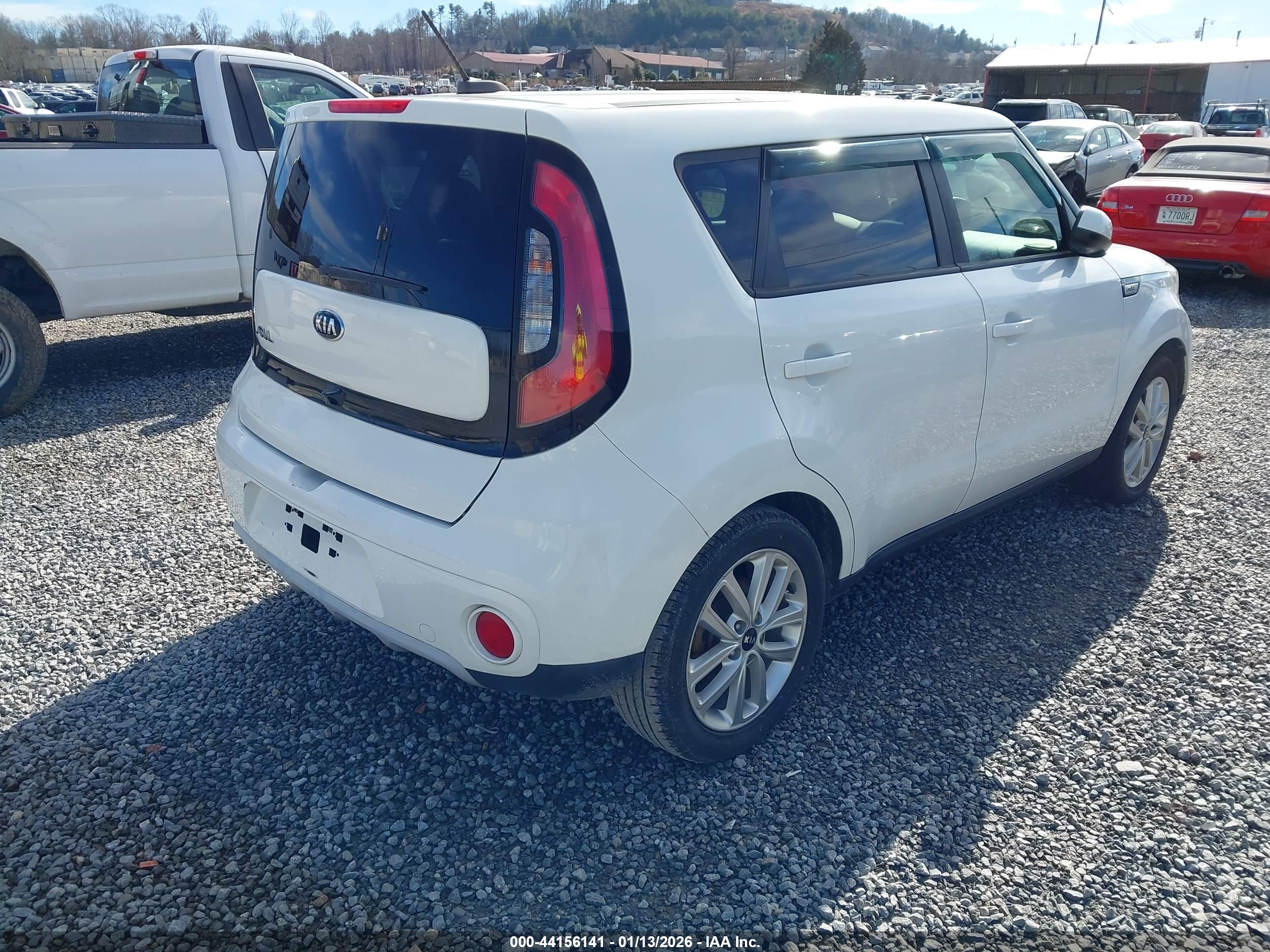 KIA SOUL image 4