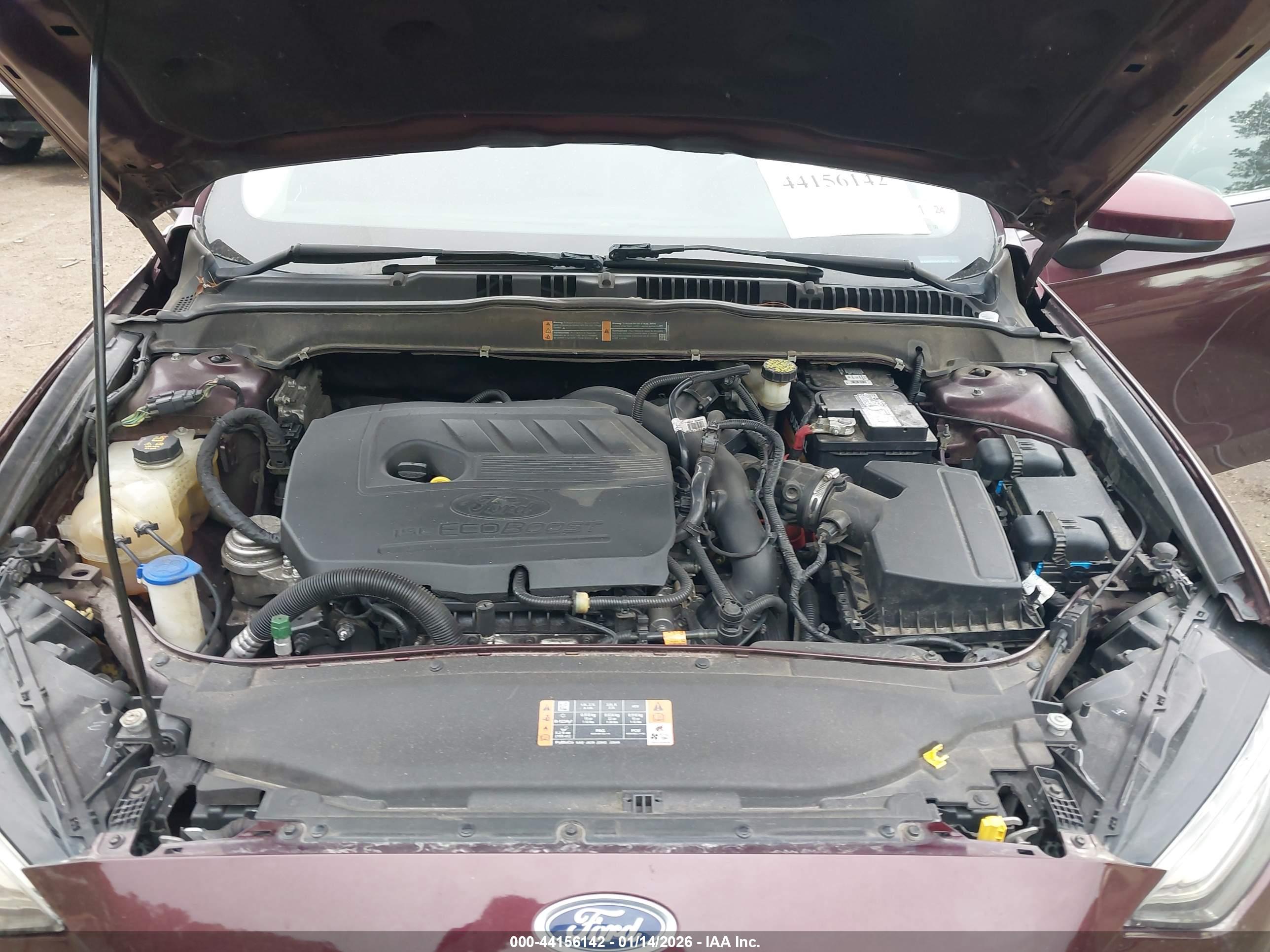 FORD FUSION image 10