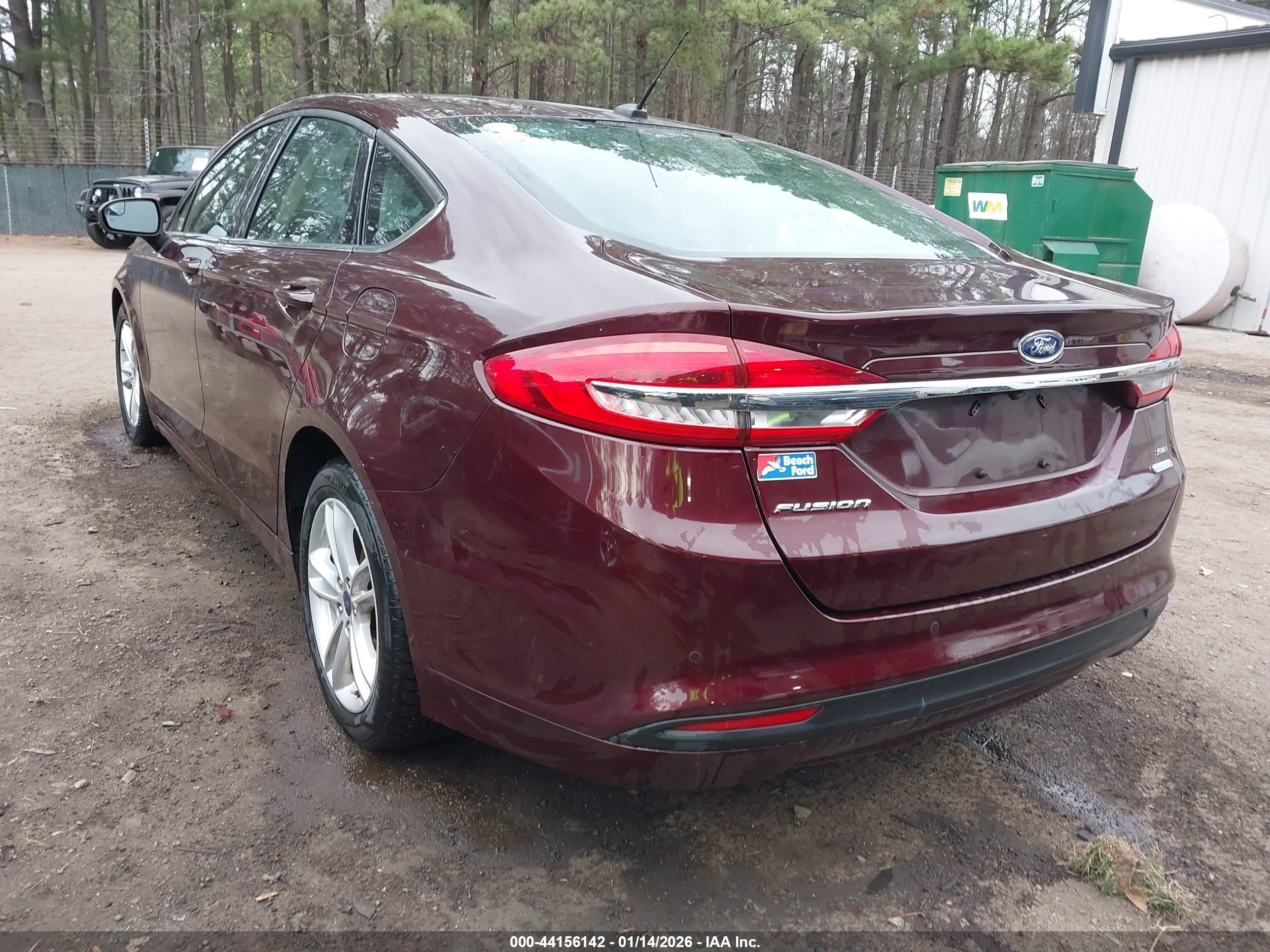 FORD FUSION image 3