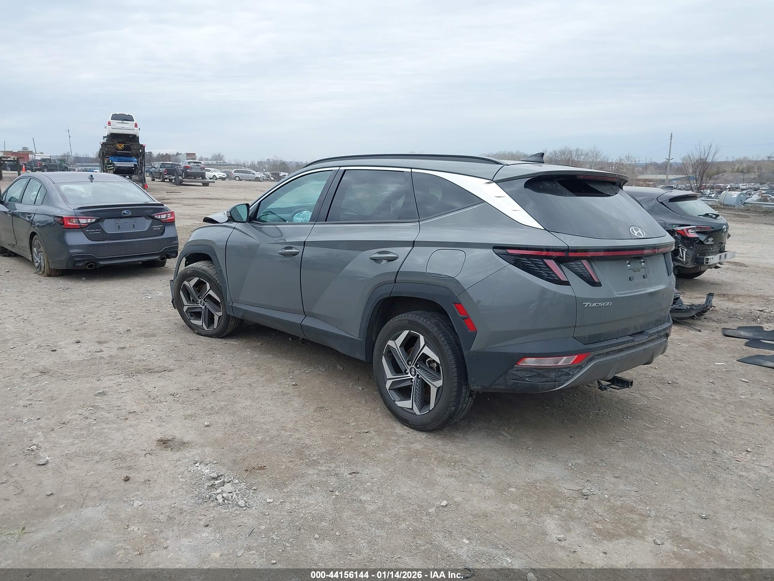 HYUNDAI TUCSON image 3