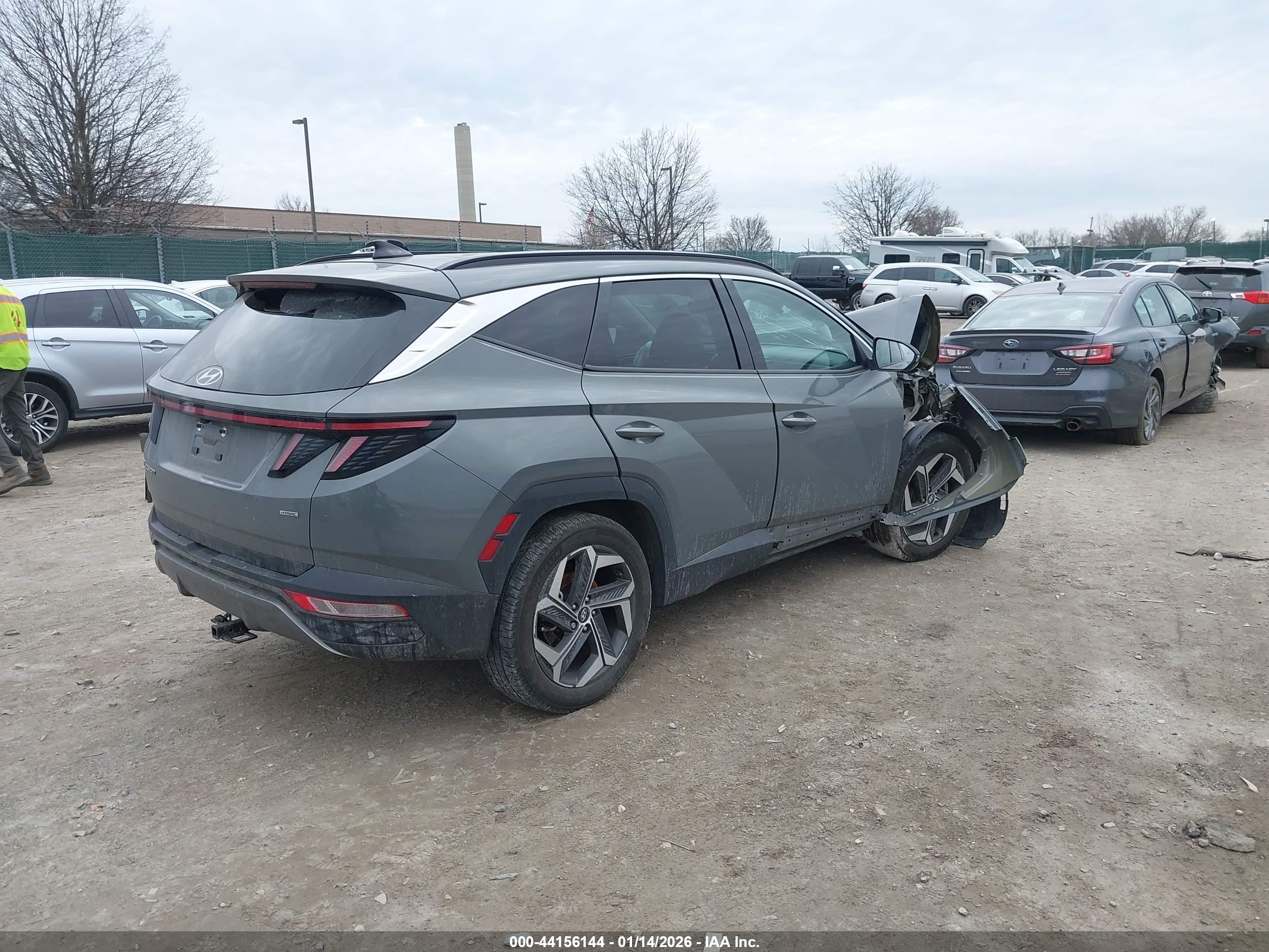 HYUNDAI TUCSON image 4