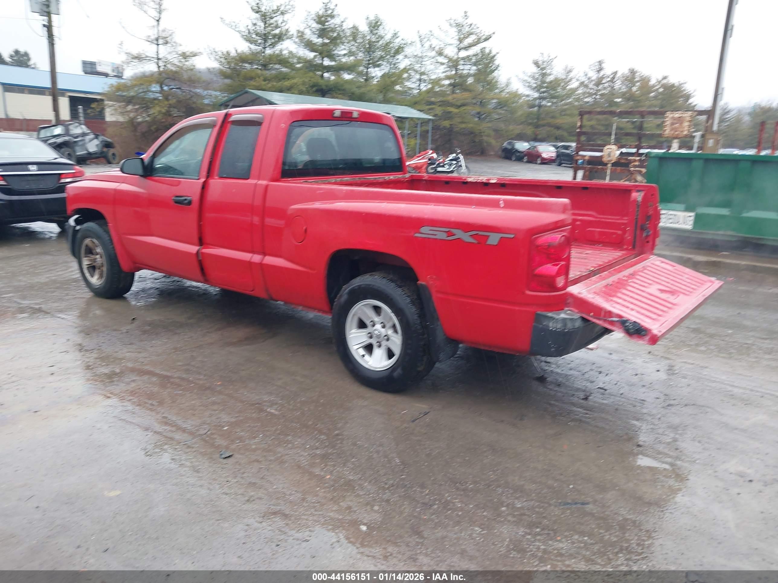 DODGE DAKOTA image 3
