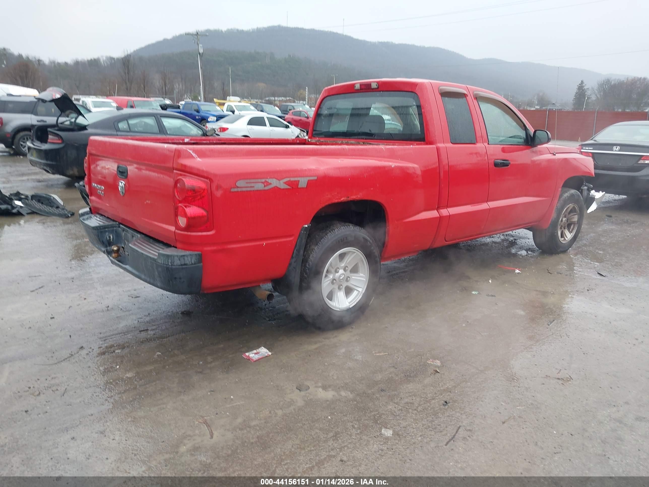 DODGE DAKOTA image 4