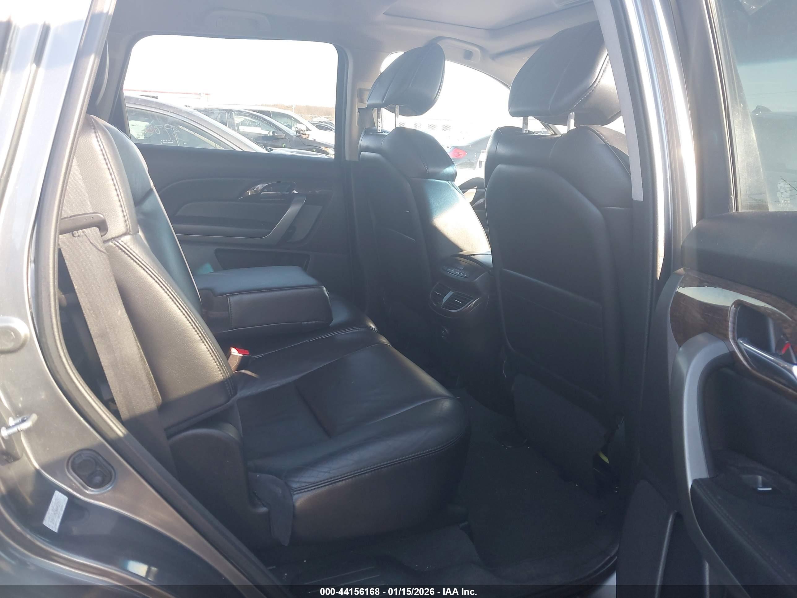 ACURA MDX image 8