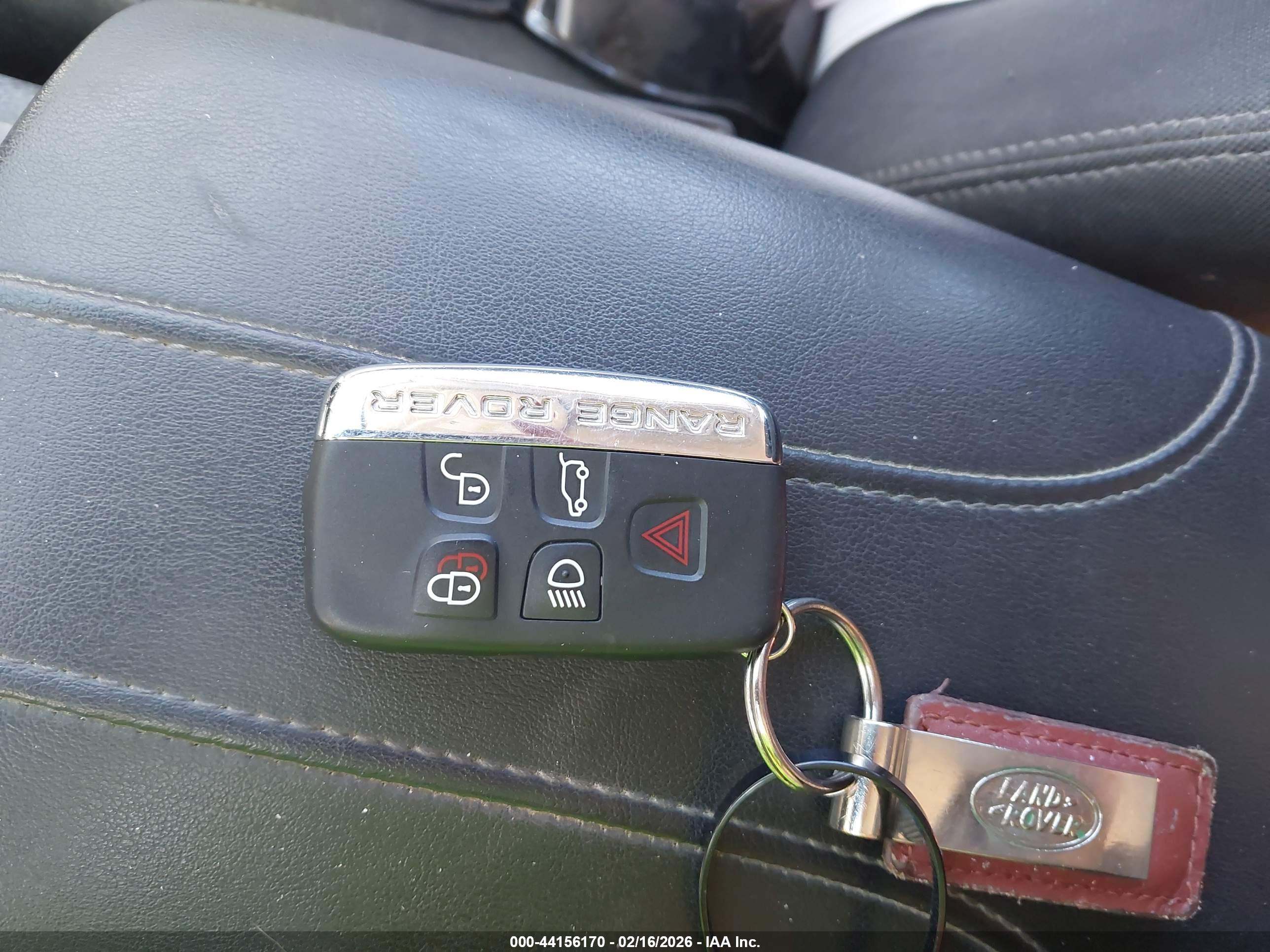 LAND ROVER image 11