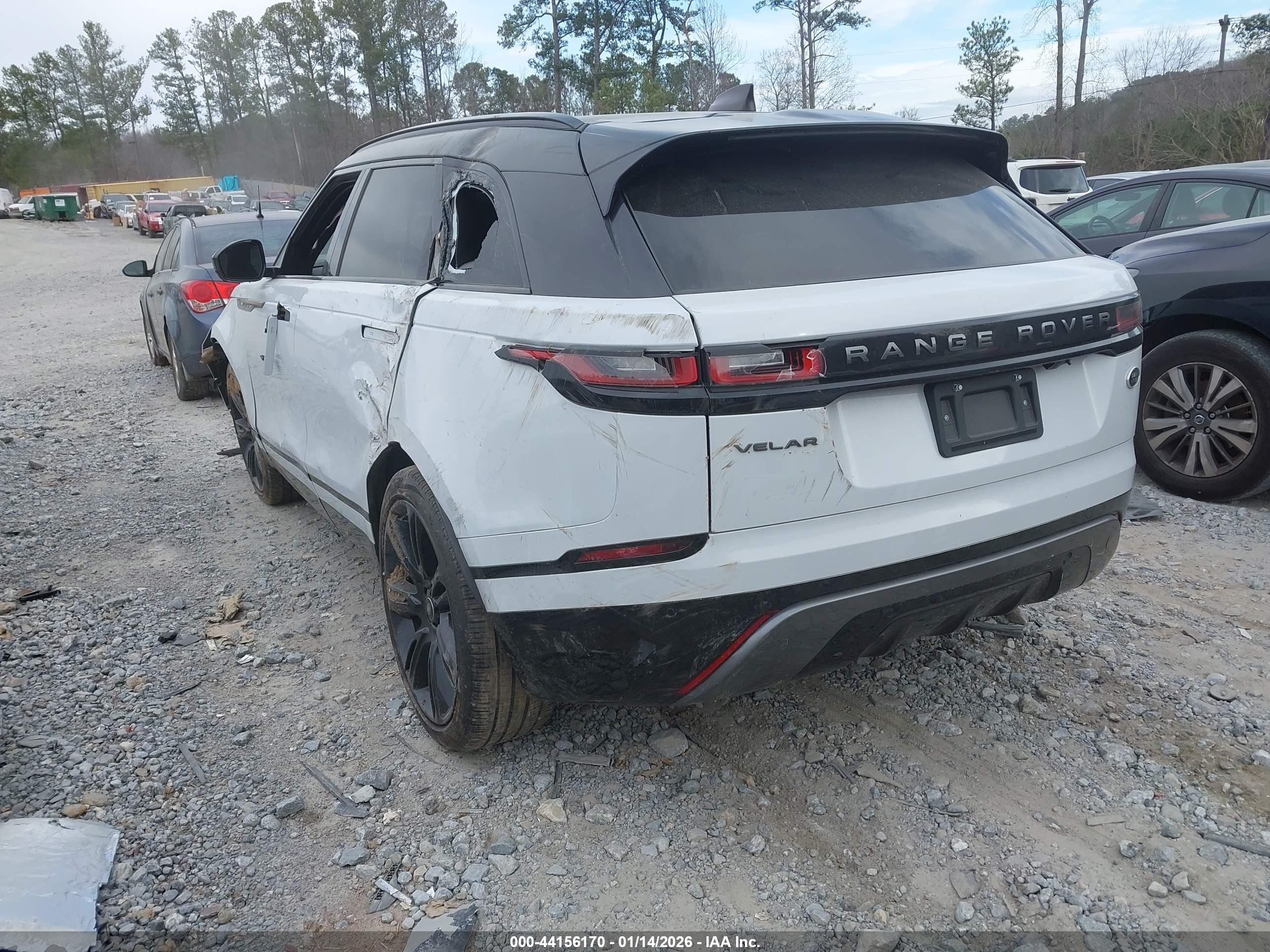 LAND ROVER image 3