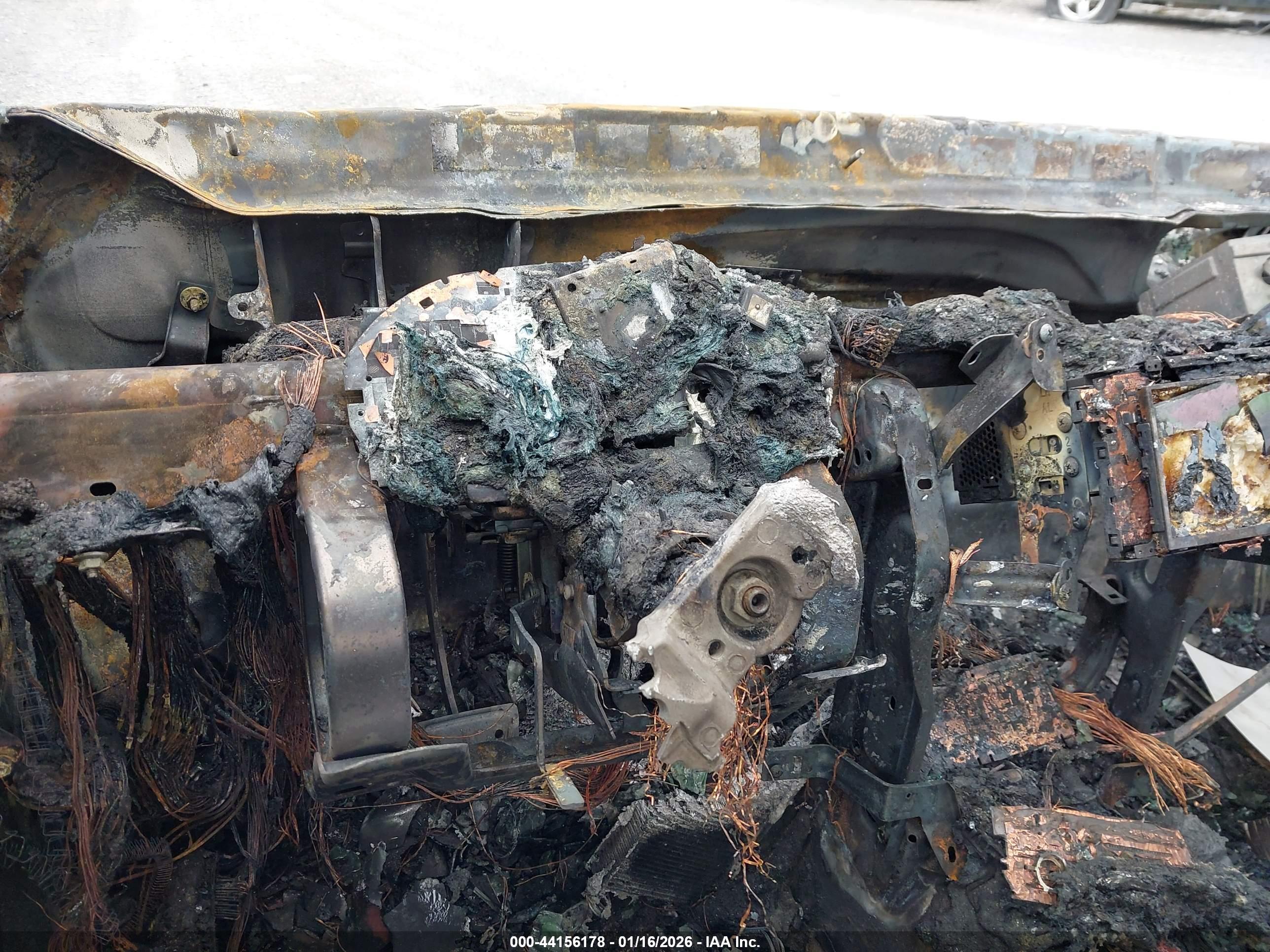 SUBARU LEGACY image 7
