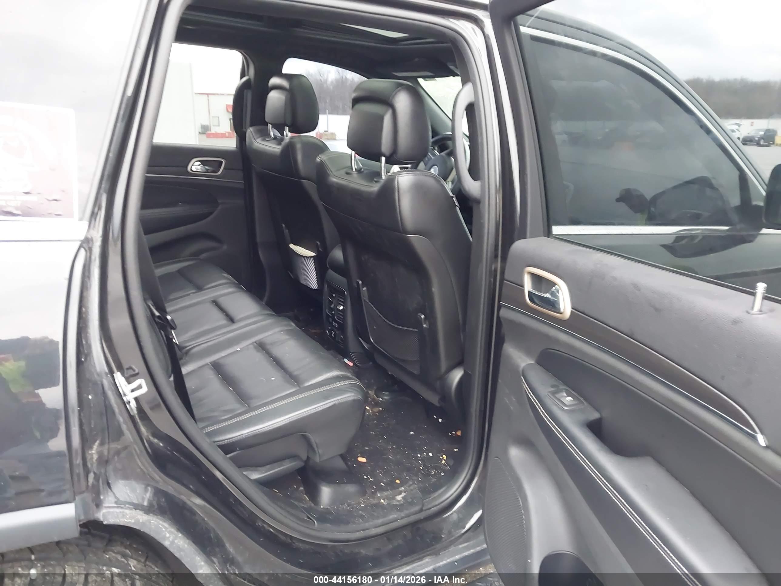 JEEP GRAND image 8