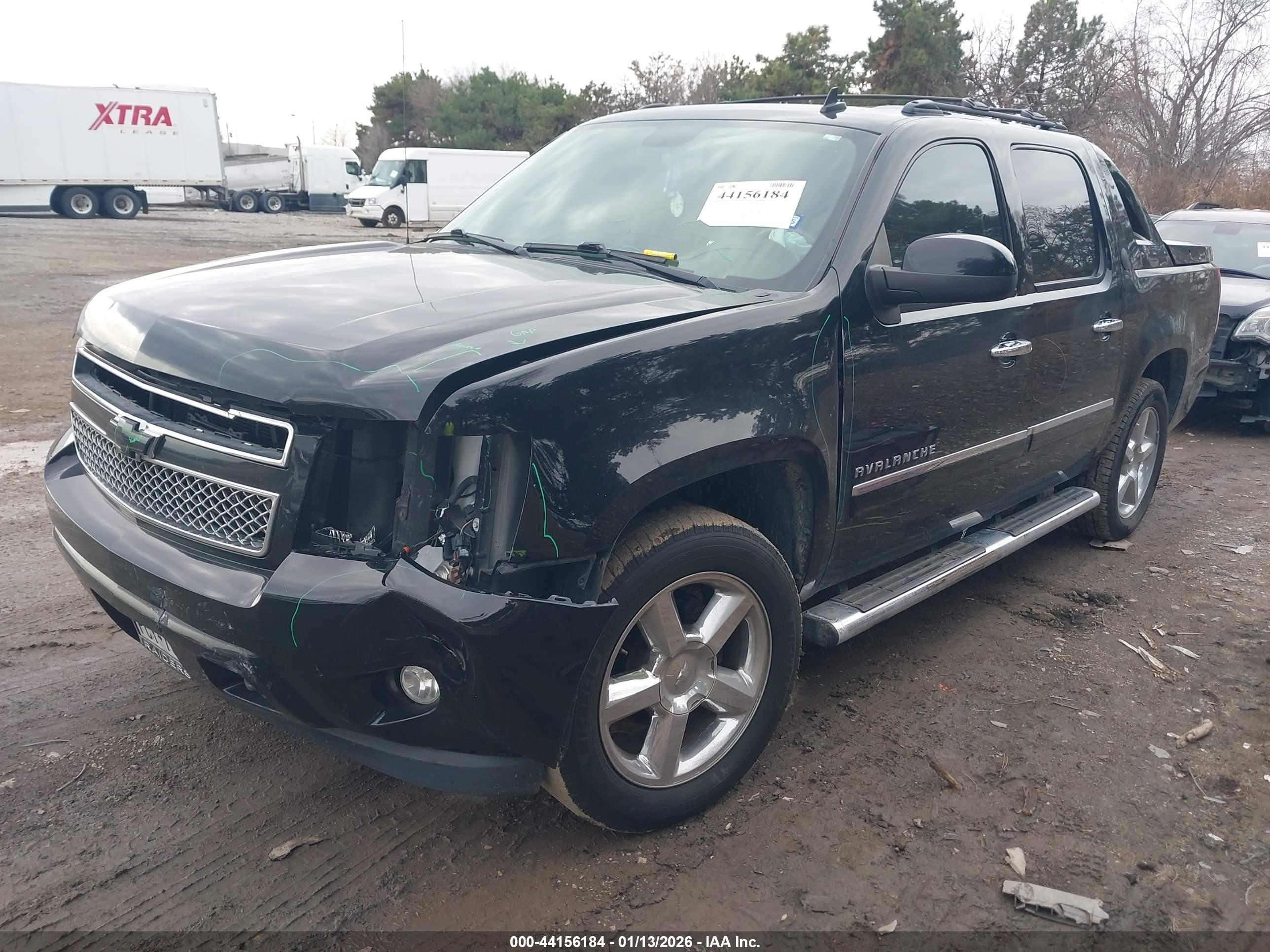 CHEVROLET AVALANCHE image 2