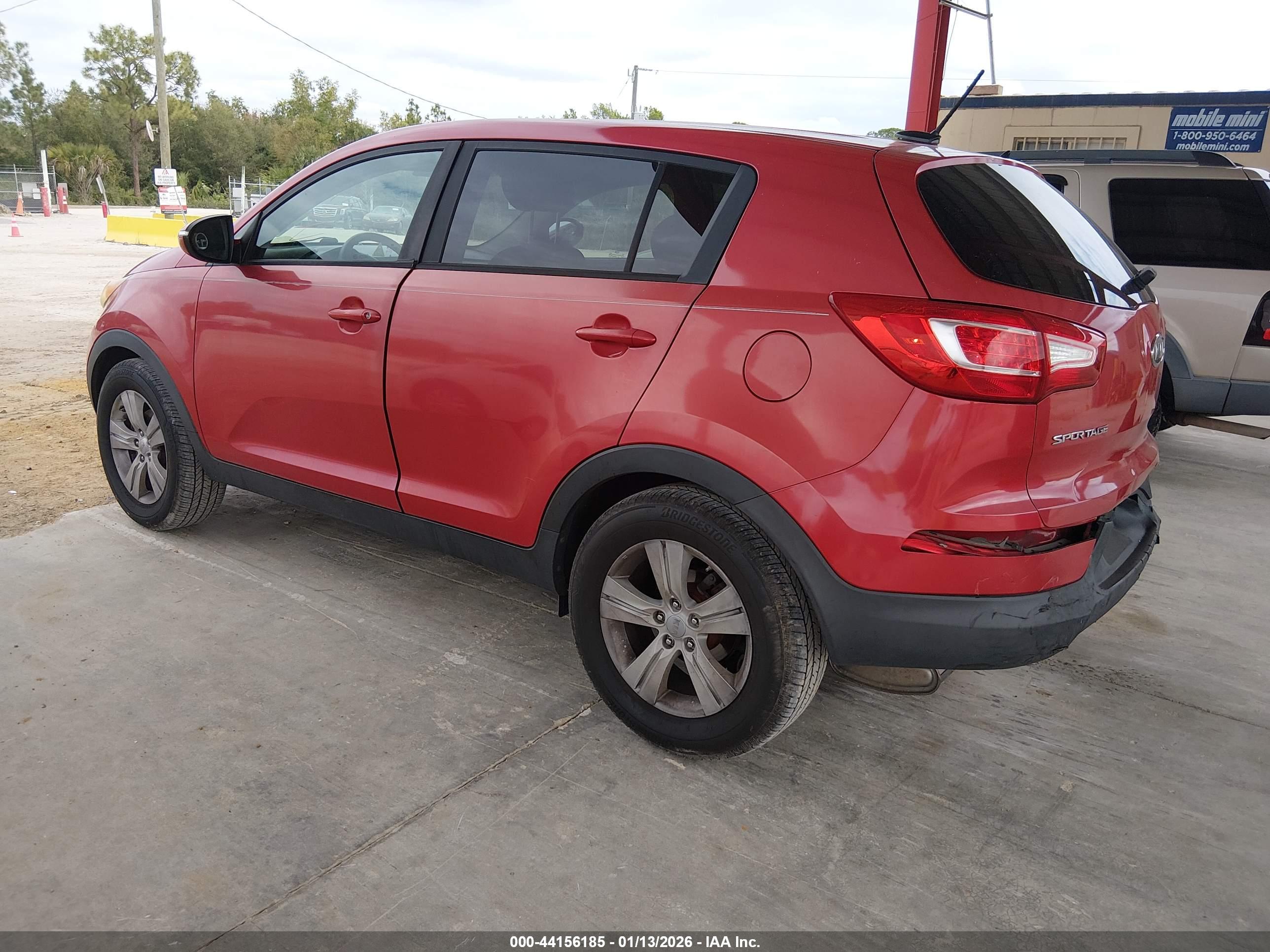 KIA SPORTAGE image 3