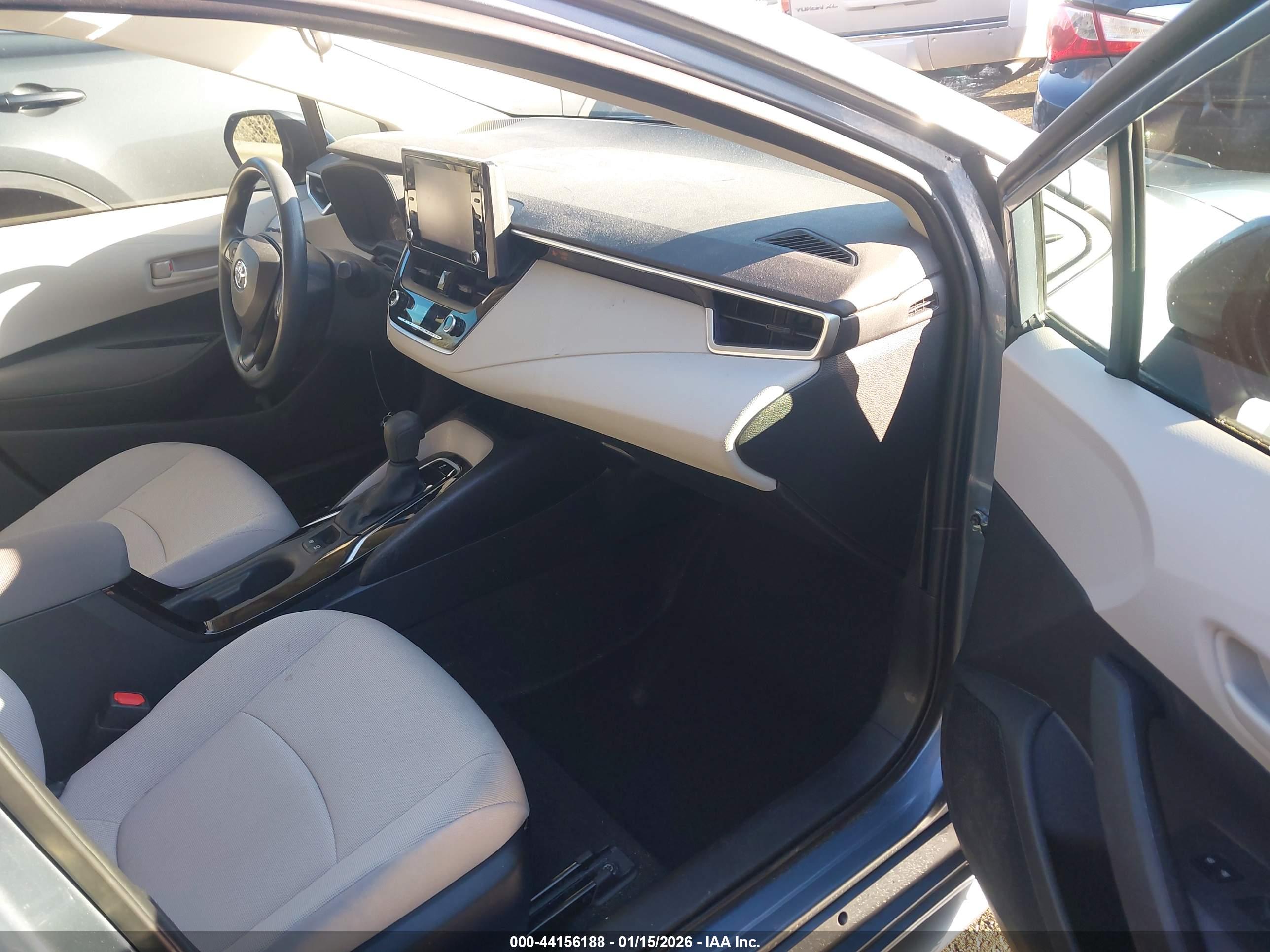 TOYOTA COROLLA image 5