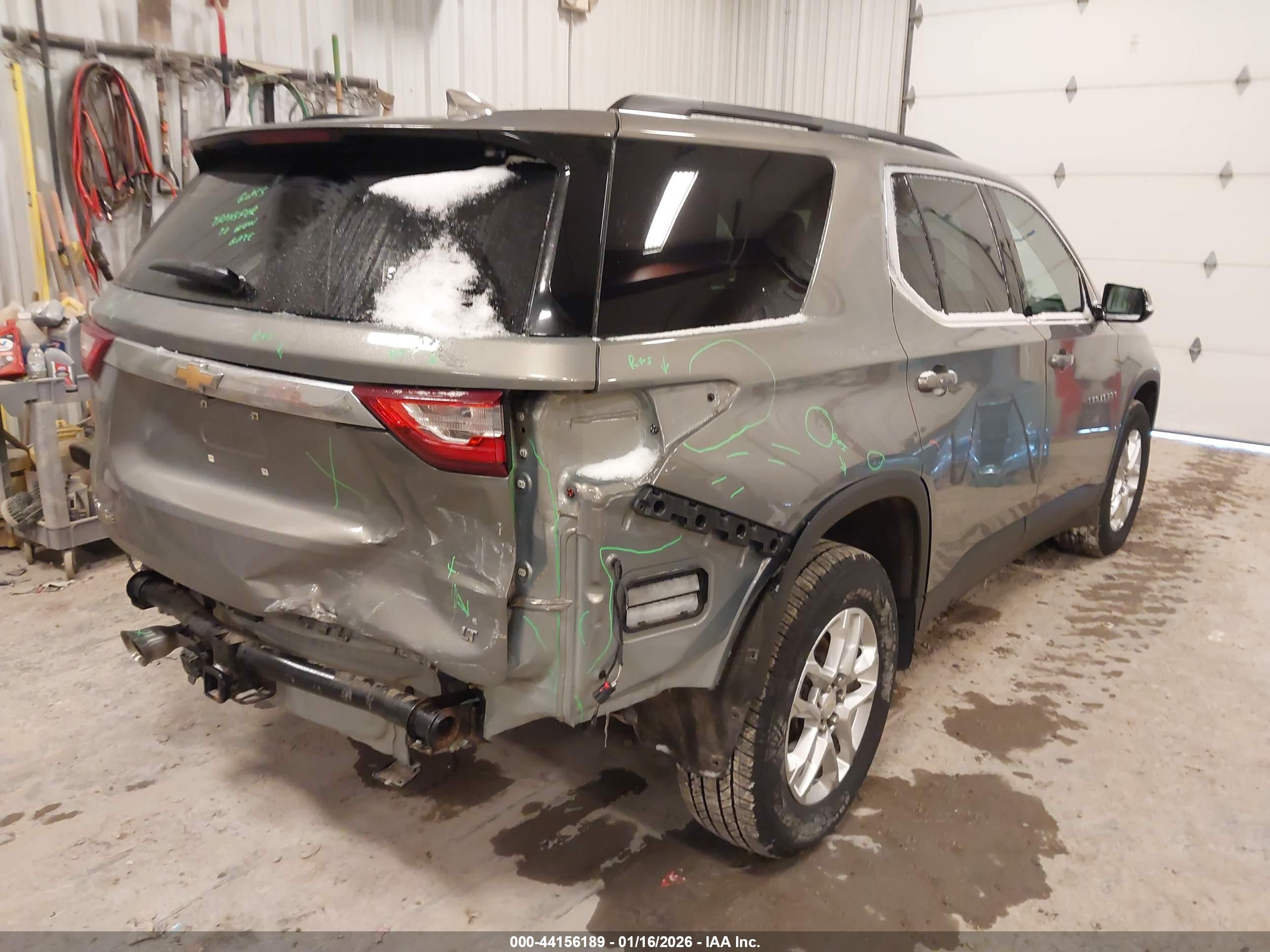 CHEVROLET TRAVERSE image 4