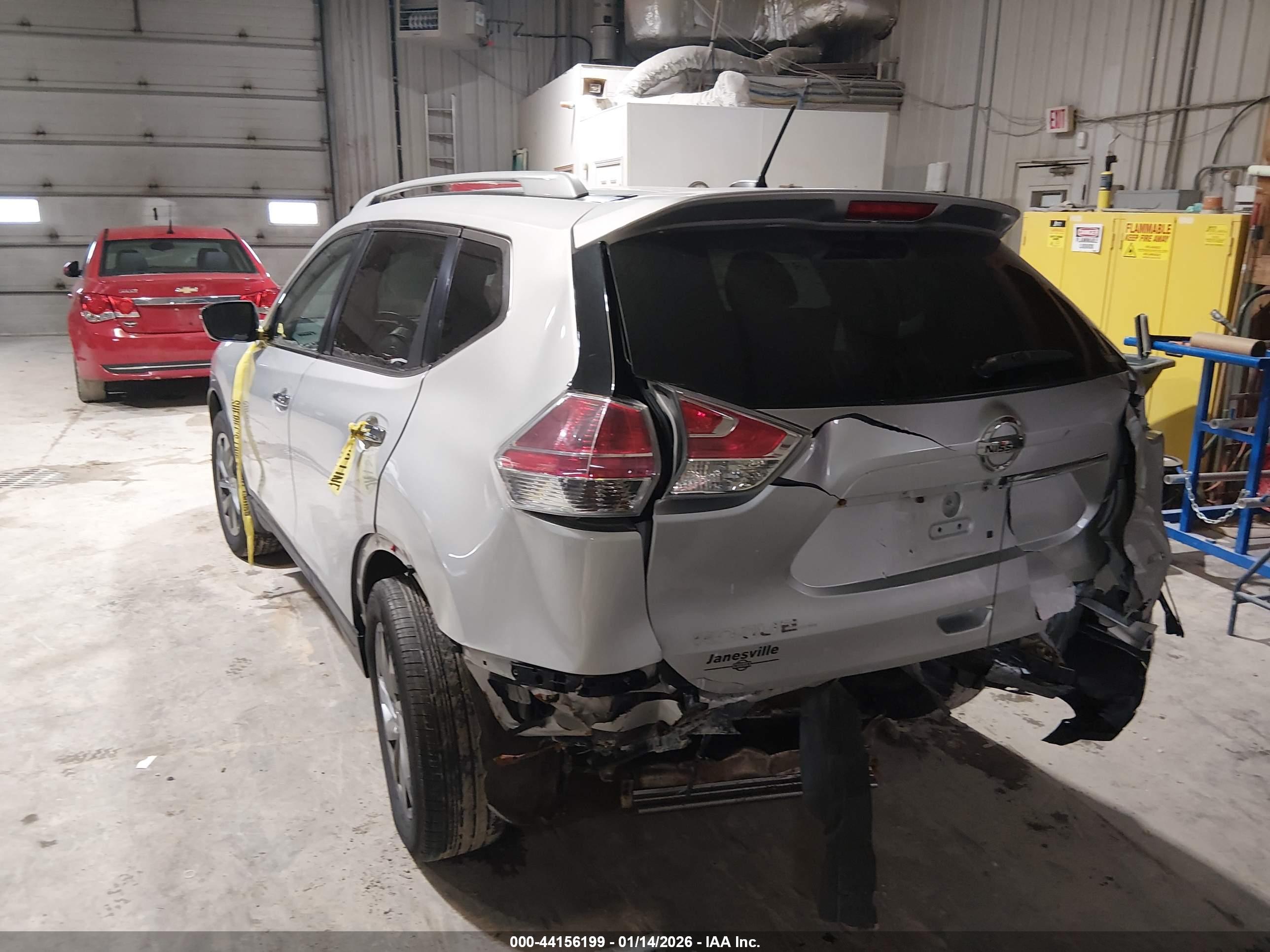 NISSAN ROGUE image 3