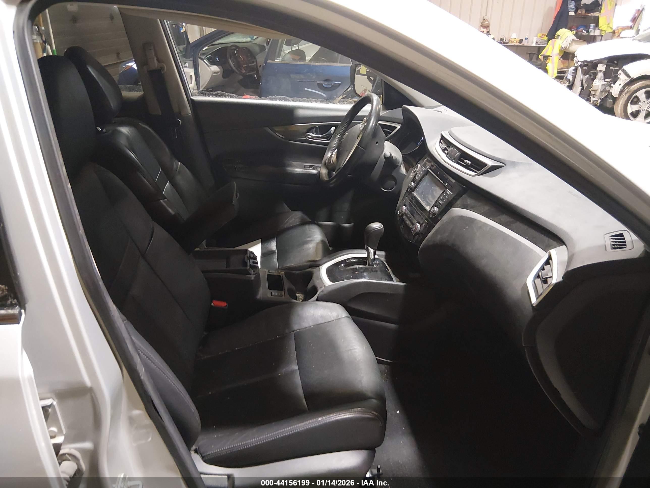 NISSAN ROGUE image 5