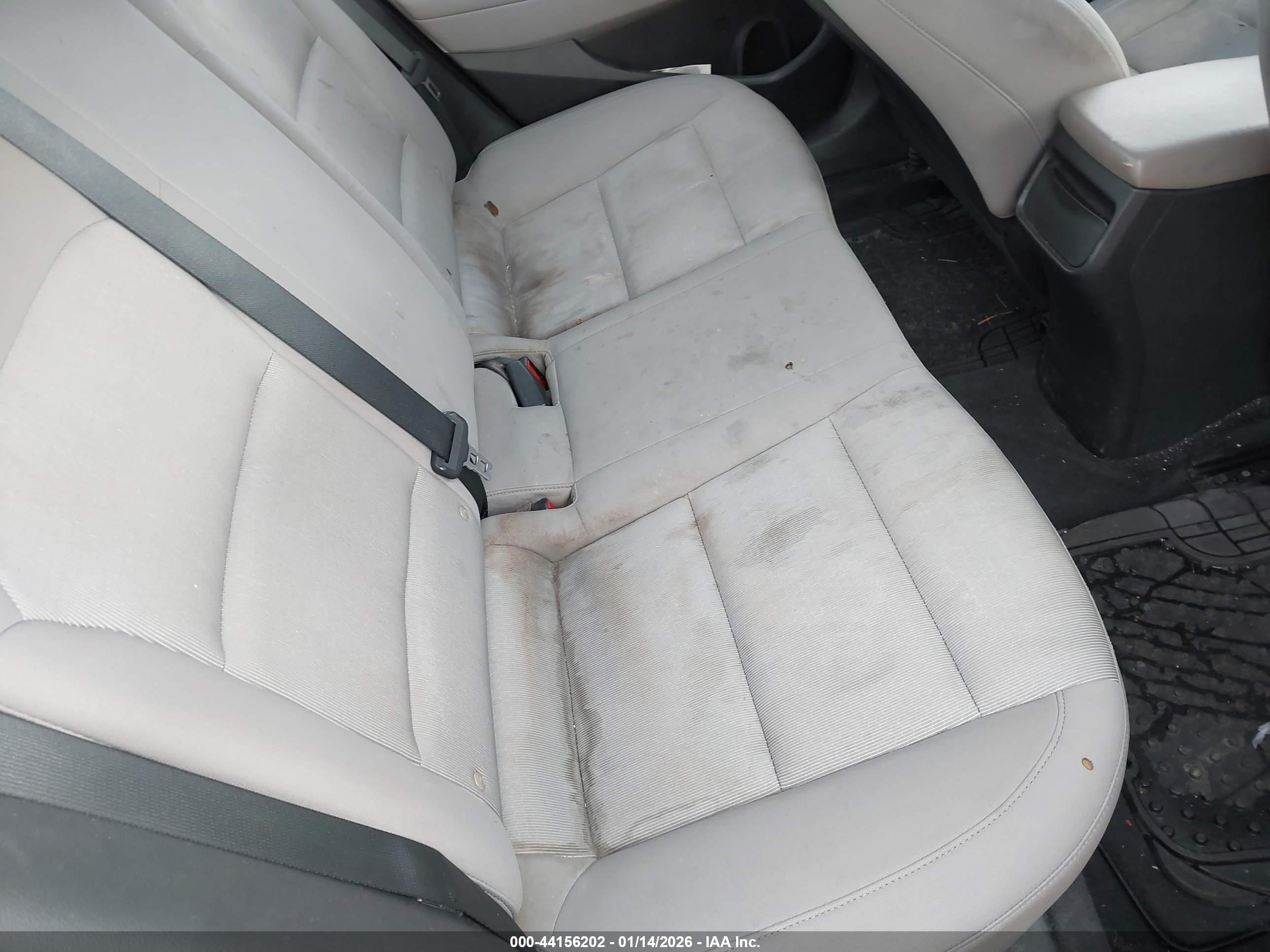 HYUNDAI ELANTRA image 8