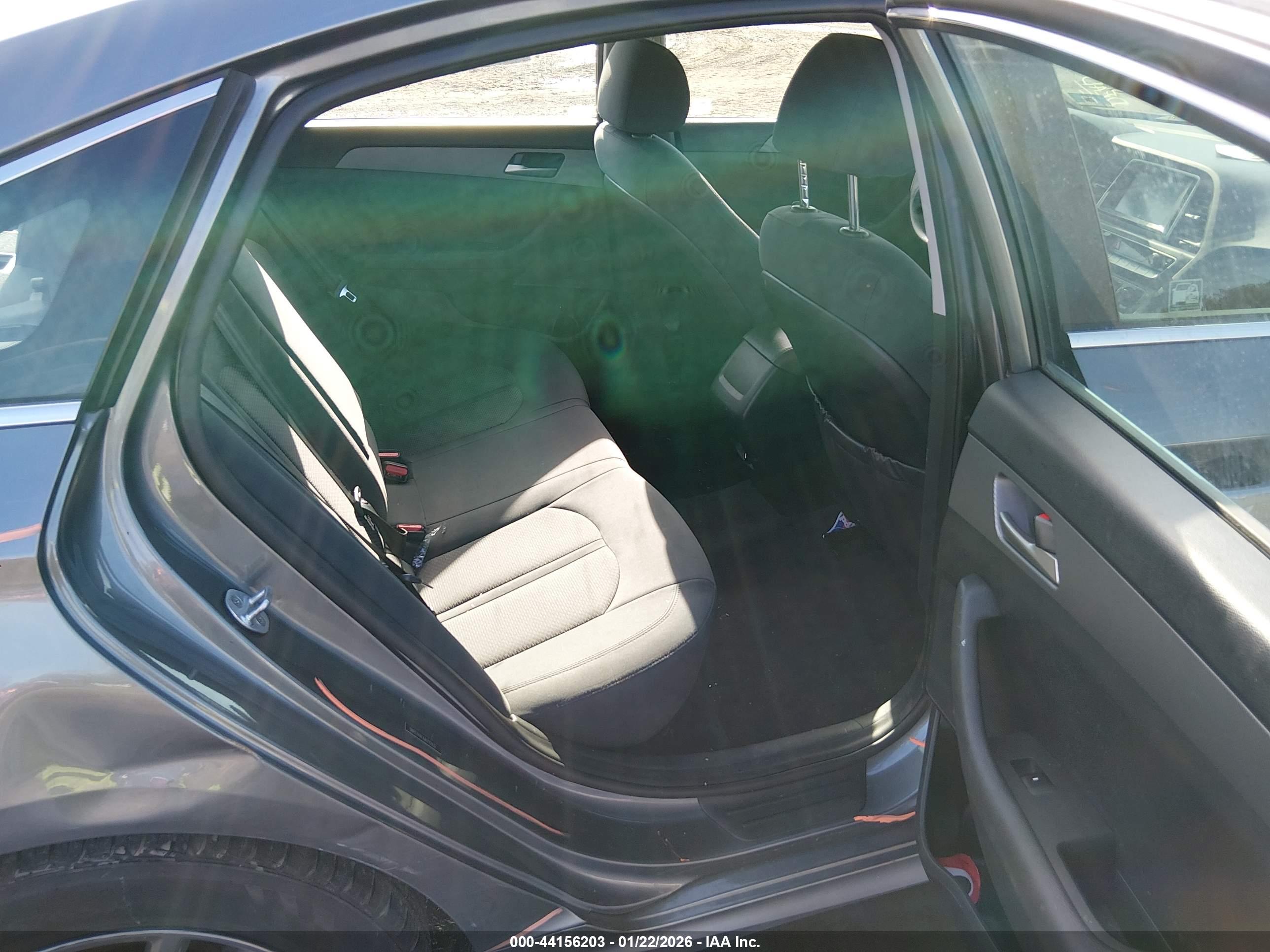 HYUNDAI SONATA image 8