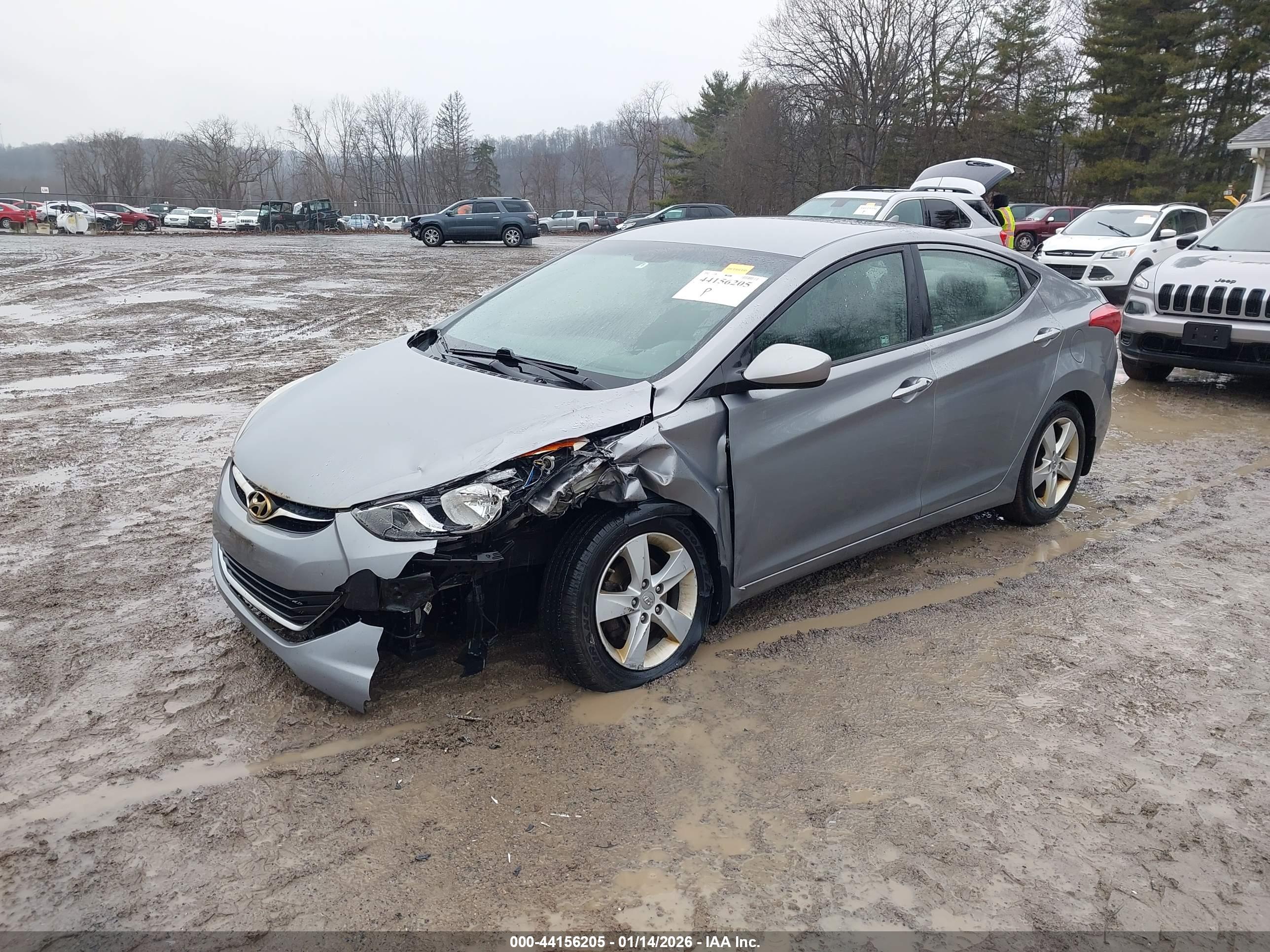 HYUNDAI ELANTRA image 2