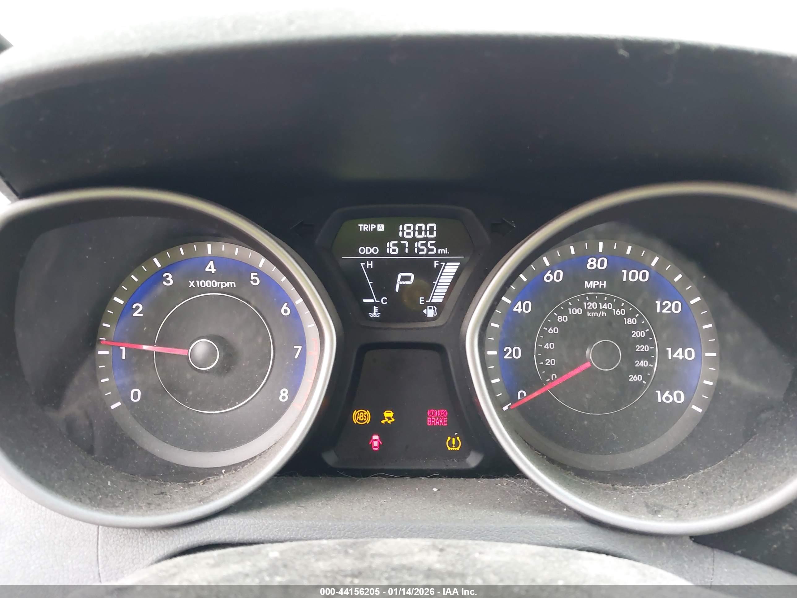 HYUNDAI ELANTRA image 7